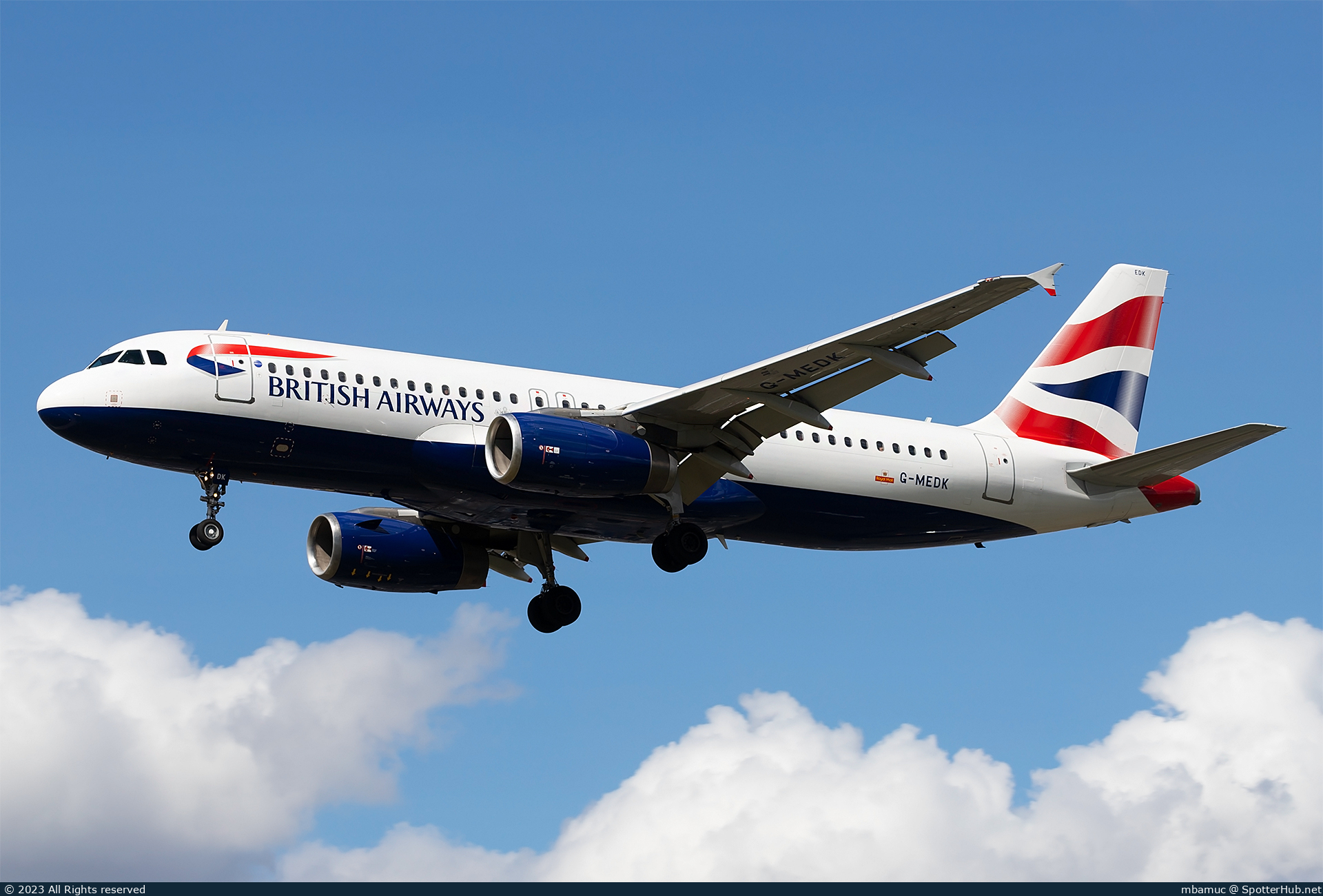 Photo of G-MEDK - Airbus A320-232 operated by British Airways