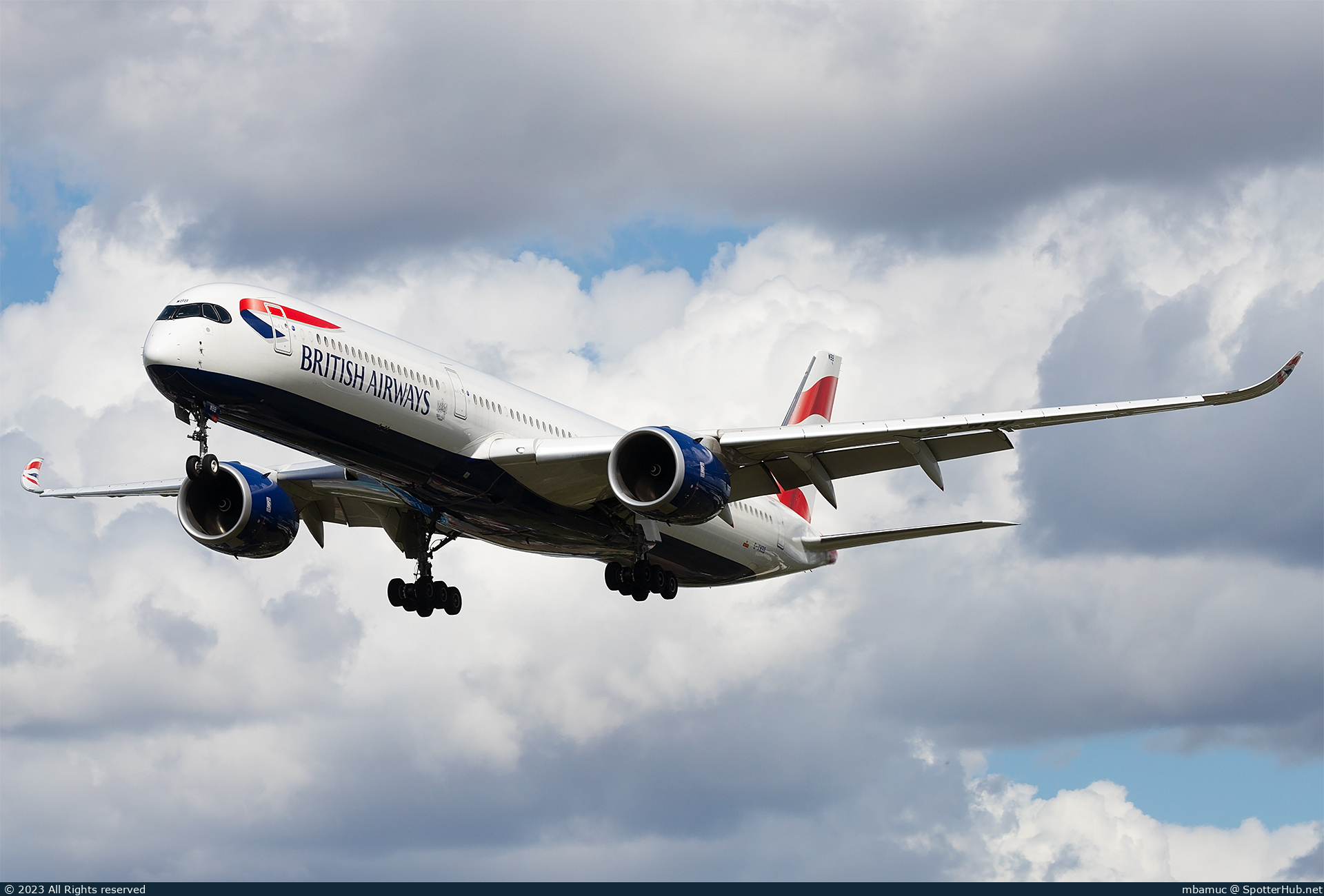 Photo of G-XWBB - Airbus A350-1041 operated by British Airways