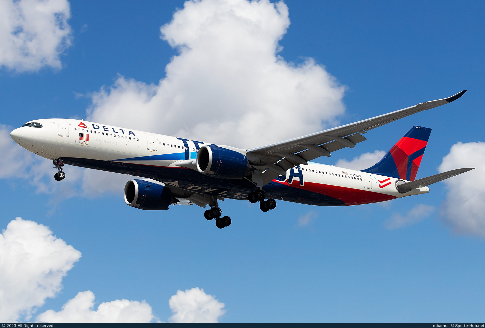 Photo of N411DX - Airbus A330-941 operated by Delta Air Lines