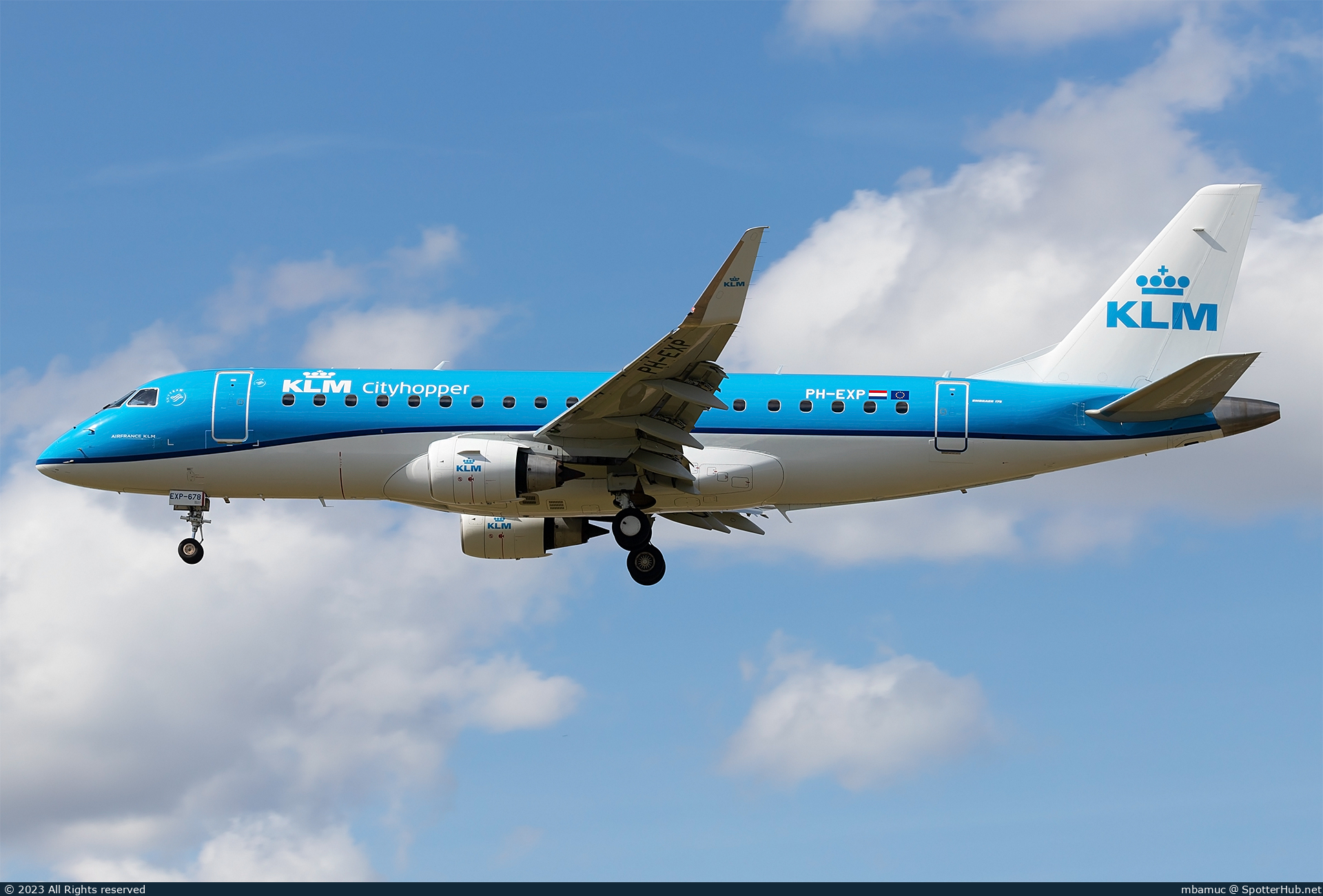 Photo of PH-EXP - Embraer ERJ-175STD operated by KLM Cityhopper