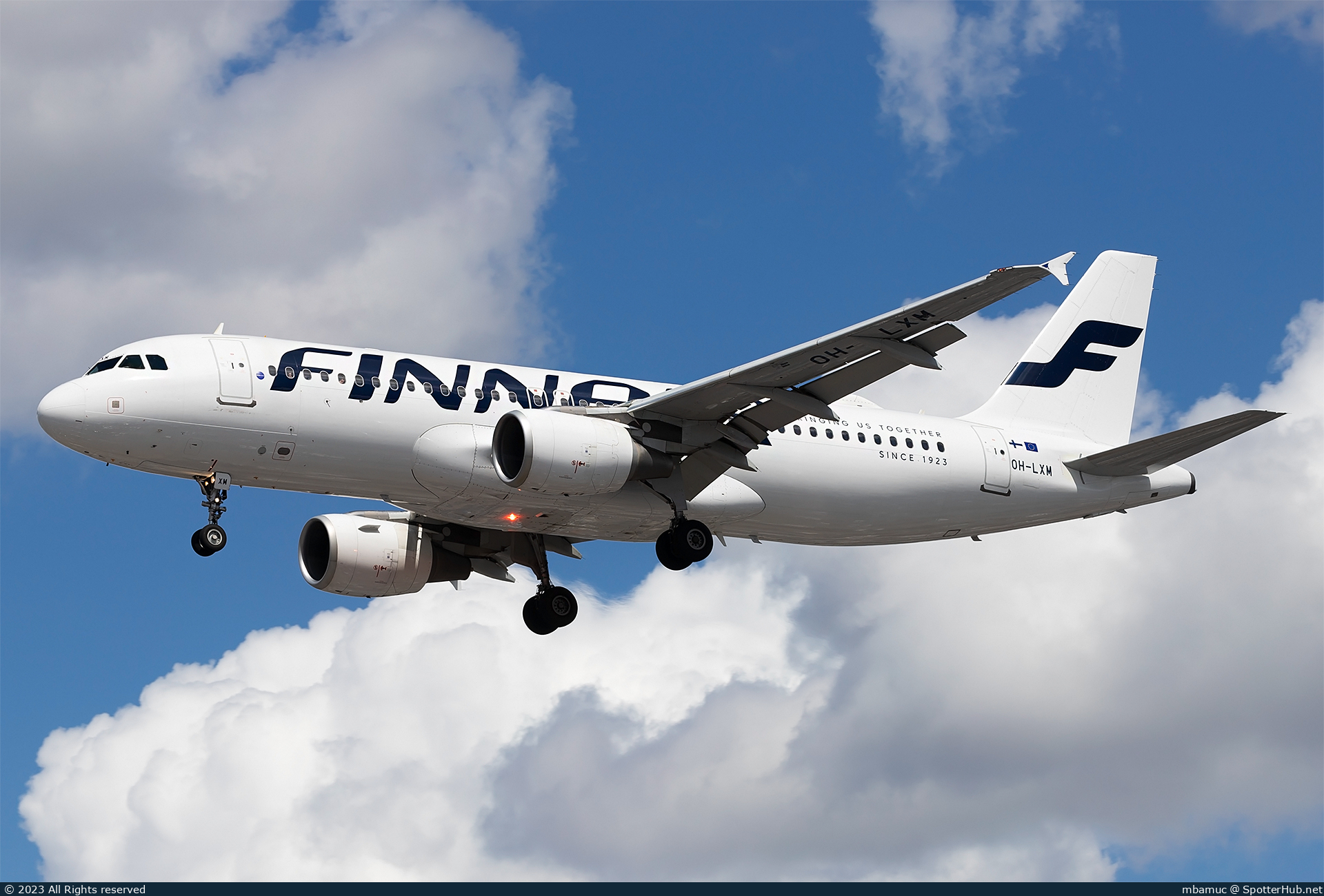 Photo of OH-LXM - Airbus A320-214 operated by Finnair