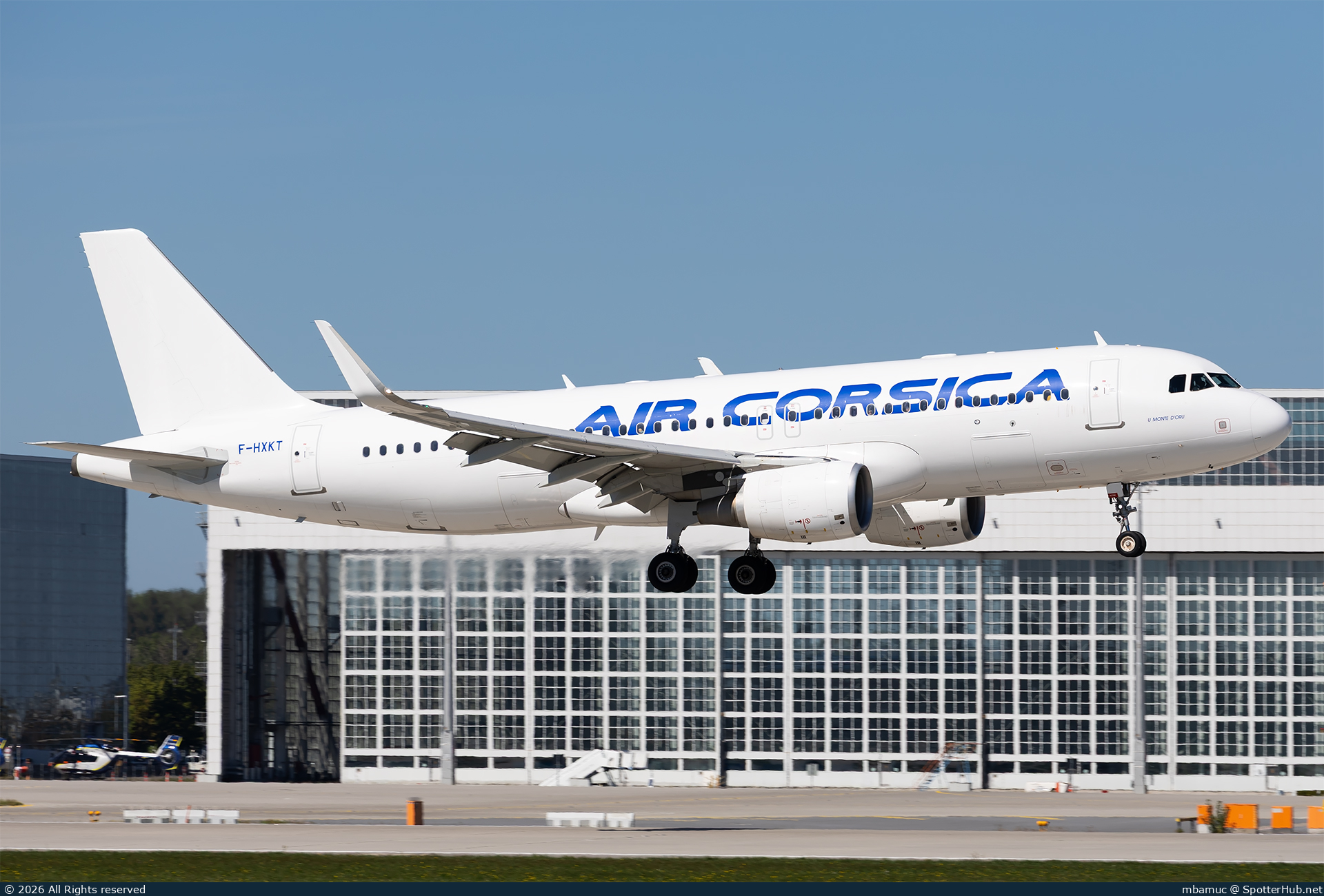 Photo of F-HXKT - Airbus A320-214 operated by Air Corsica