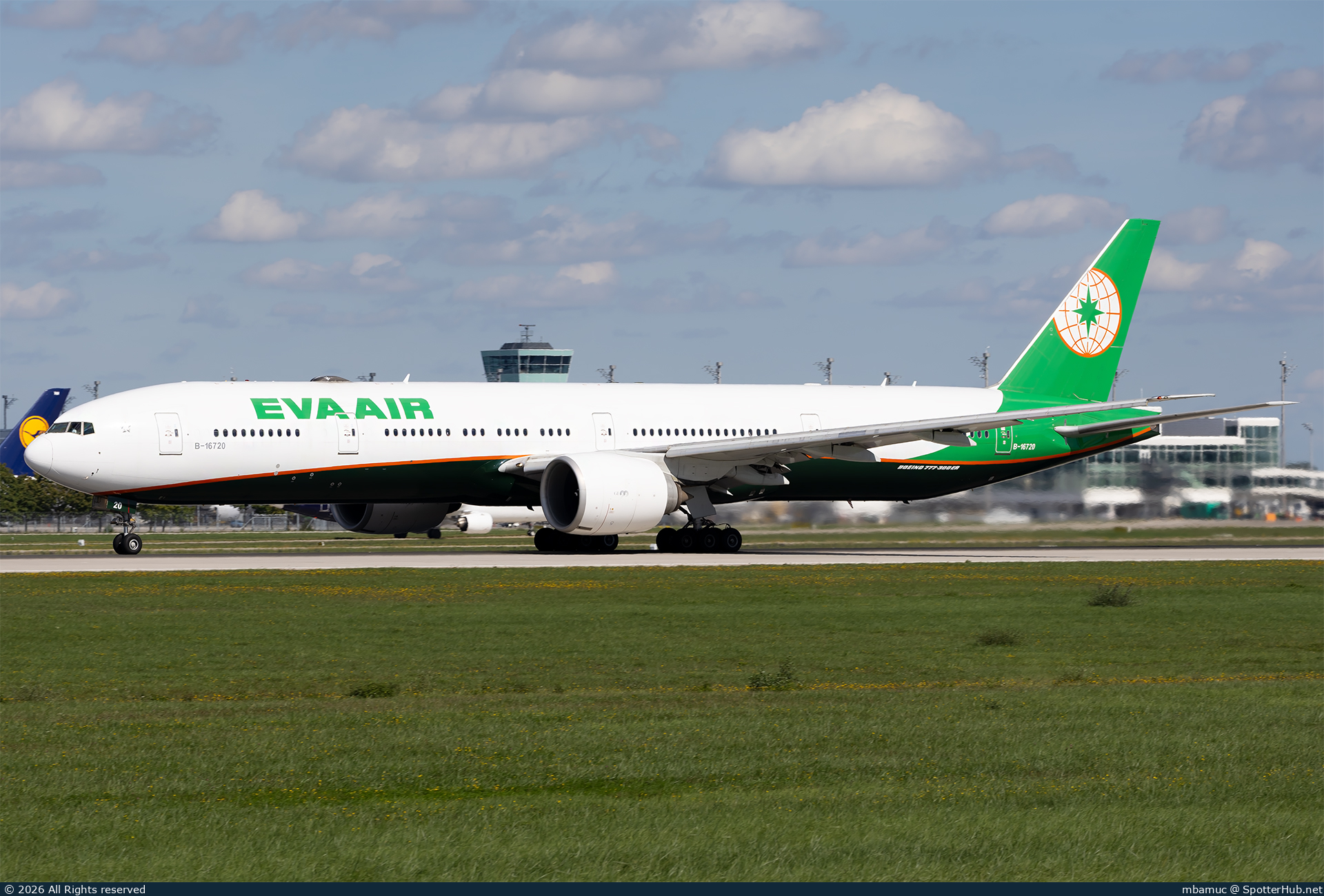 Photo of B-16720 - Boeing 777-36N(ER) operated by EVA Air