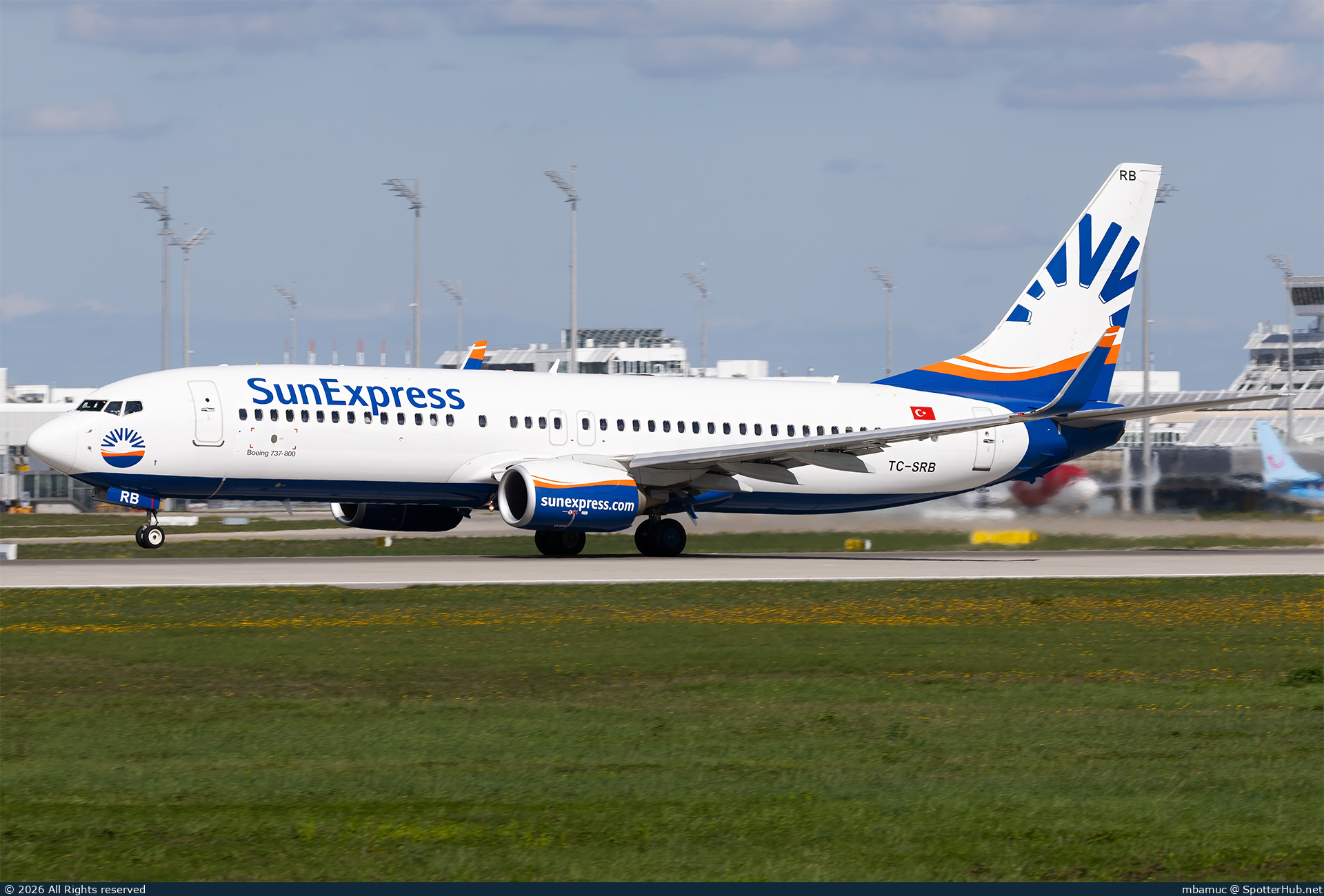 Photo of TC-SRB - Boeing 737-8AL operated by SunExpress