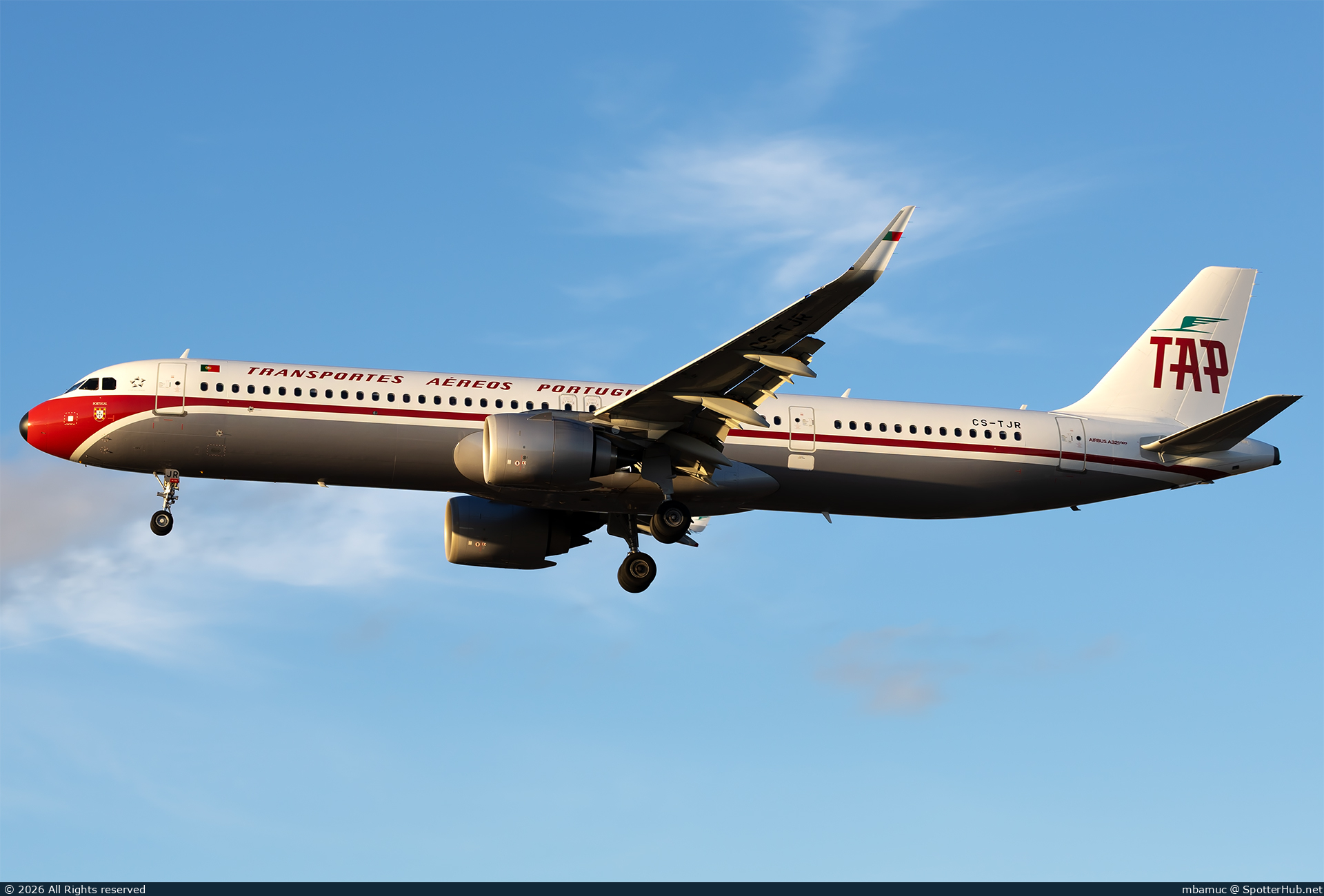 Photo of CS-TJR - Airbus A321-251NX operated by TAP Air Portugal