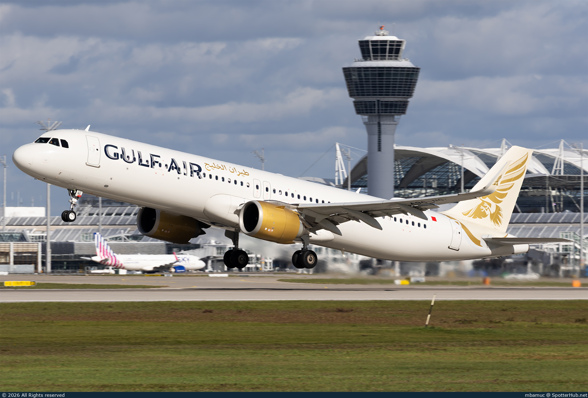 Photo of A9C-NG - Airbus A321-253NX operated by Gulf Air