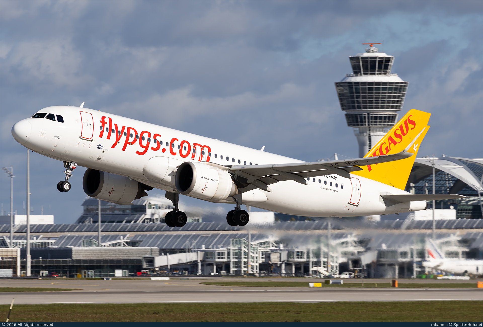 Photo of TC-NBI - Airbus A320-251N operated by Pegasus Airlines