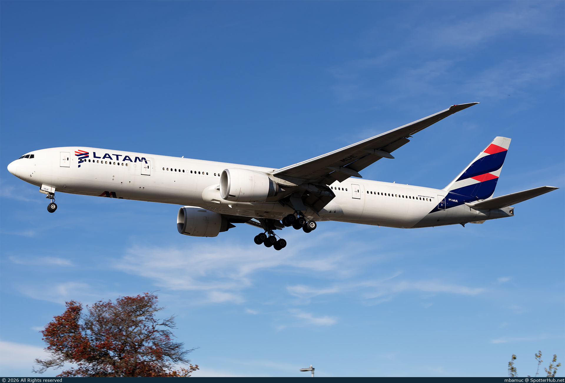 Photo of PT-MUE - Boeing 777-32W(ER) operated by LATAM Airlines Brasil