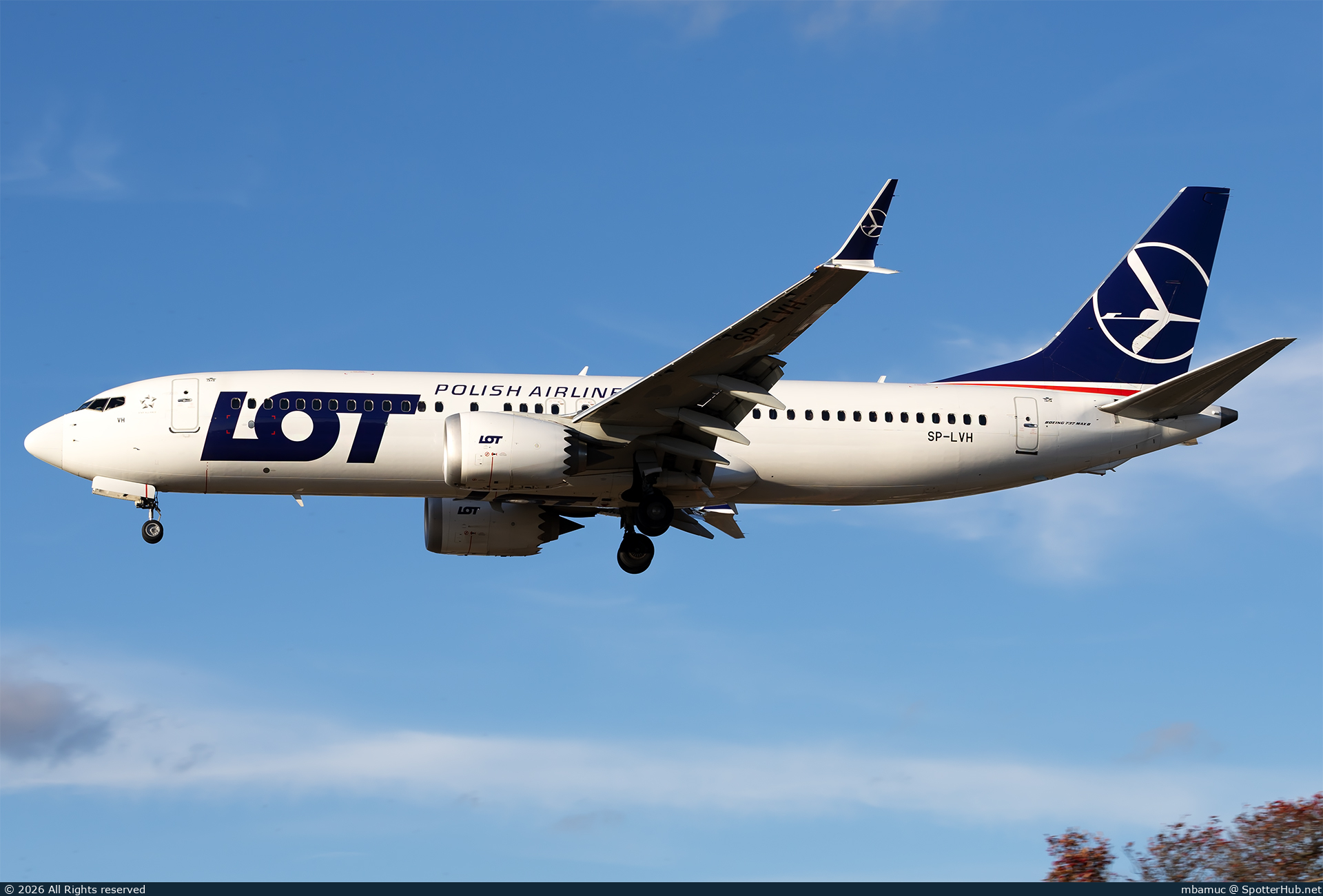 Photo of SP-LVH - Boeing 737 MAX 8 operated by LOT Polish Airlines