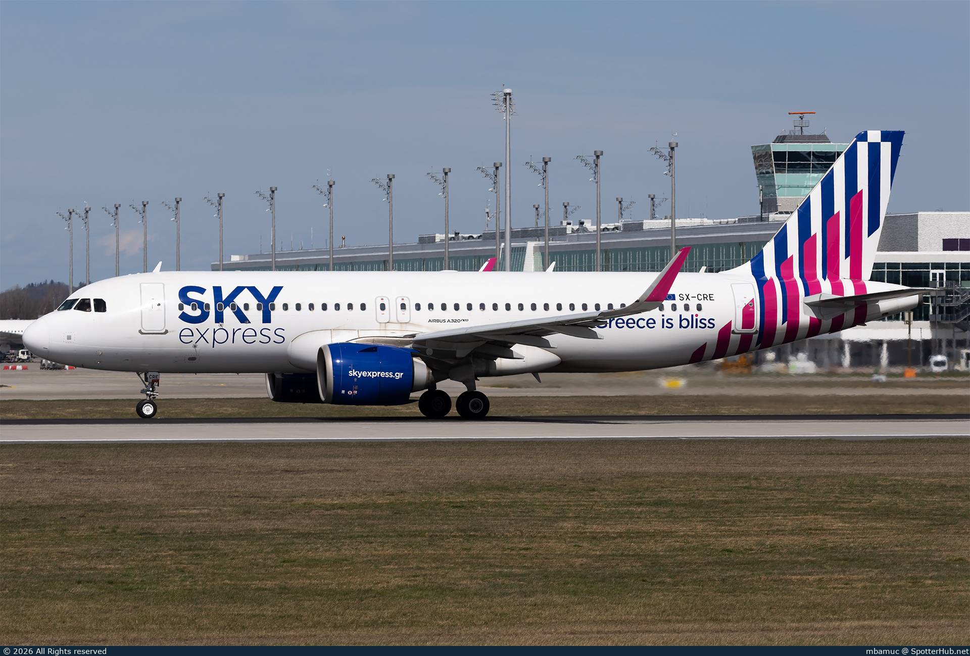 Photo of SX-CRE - Airbus A320-251N operated by Sky Express