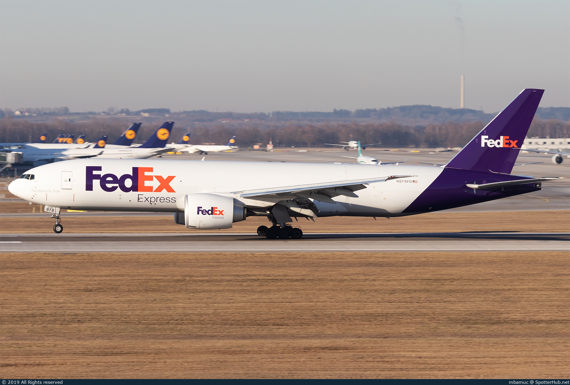 Photo of N878FD - Boeing 777-FS2 operated by FedEx