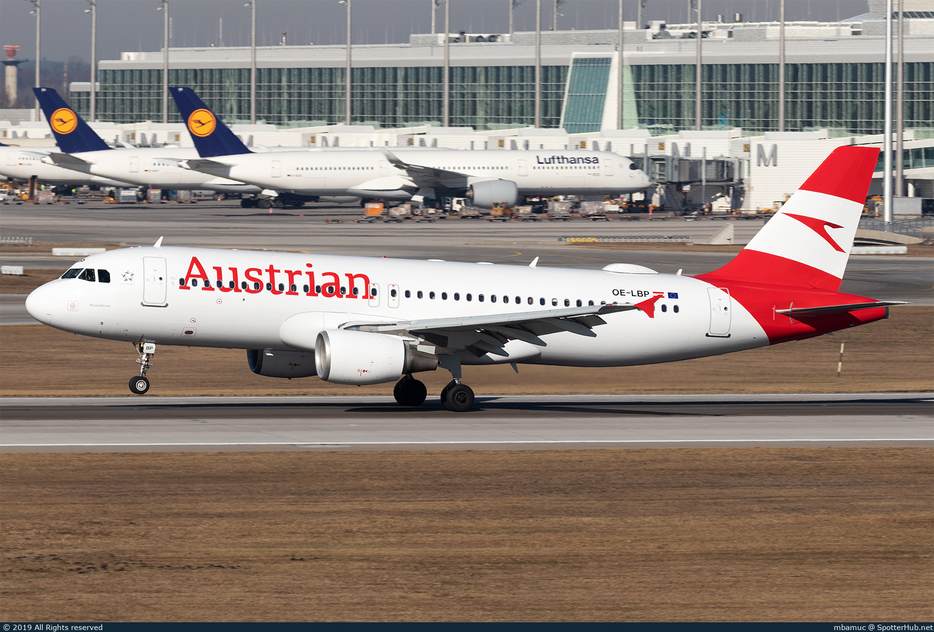 Photo of OE-LBP - Airbus A320-214 operated by Austrian Airlines