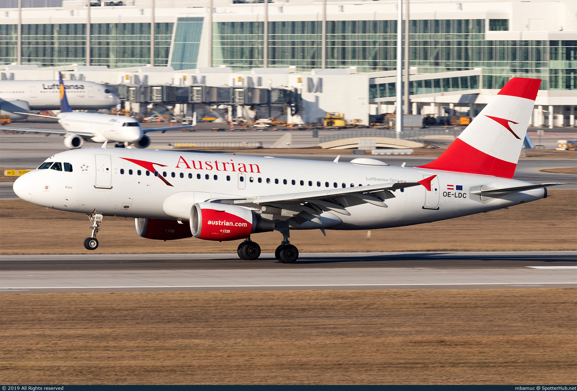 Photo of OE-LDC - Airbus A319-112 operated by Austrian Airlines