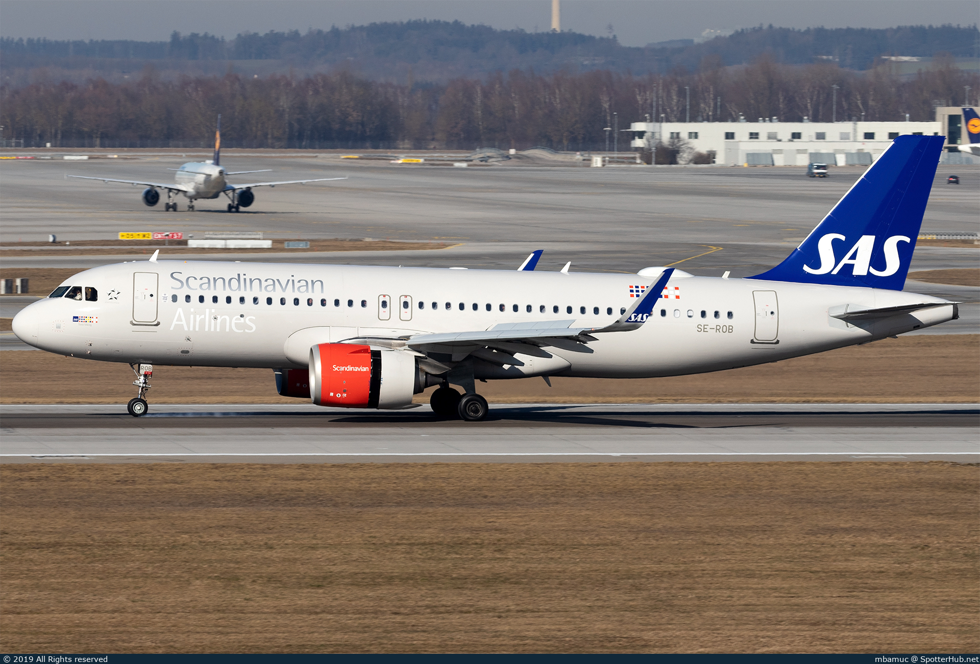 Photo of SE-ROB - Airbus A320-251N operated by SAS Scandinavian Airlines