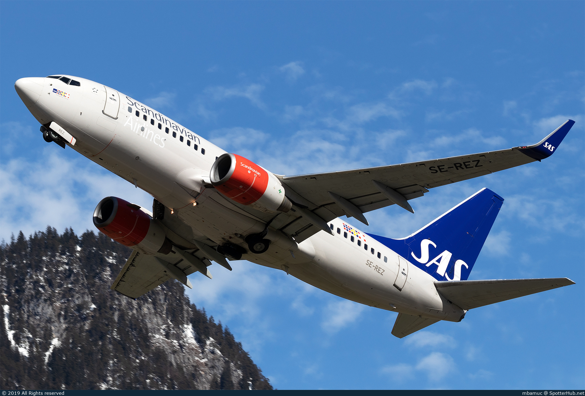 Photo of SE-REZ - Boeing 737-76N operated by SAS Scandinavian Airlines