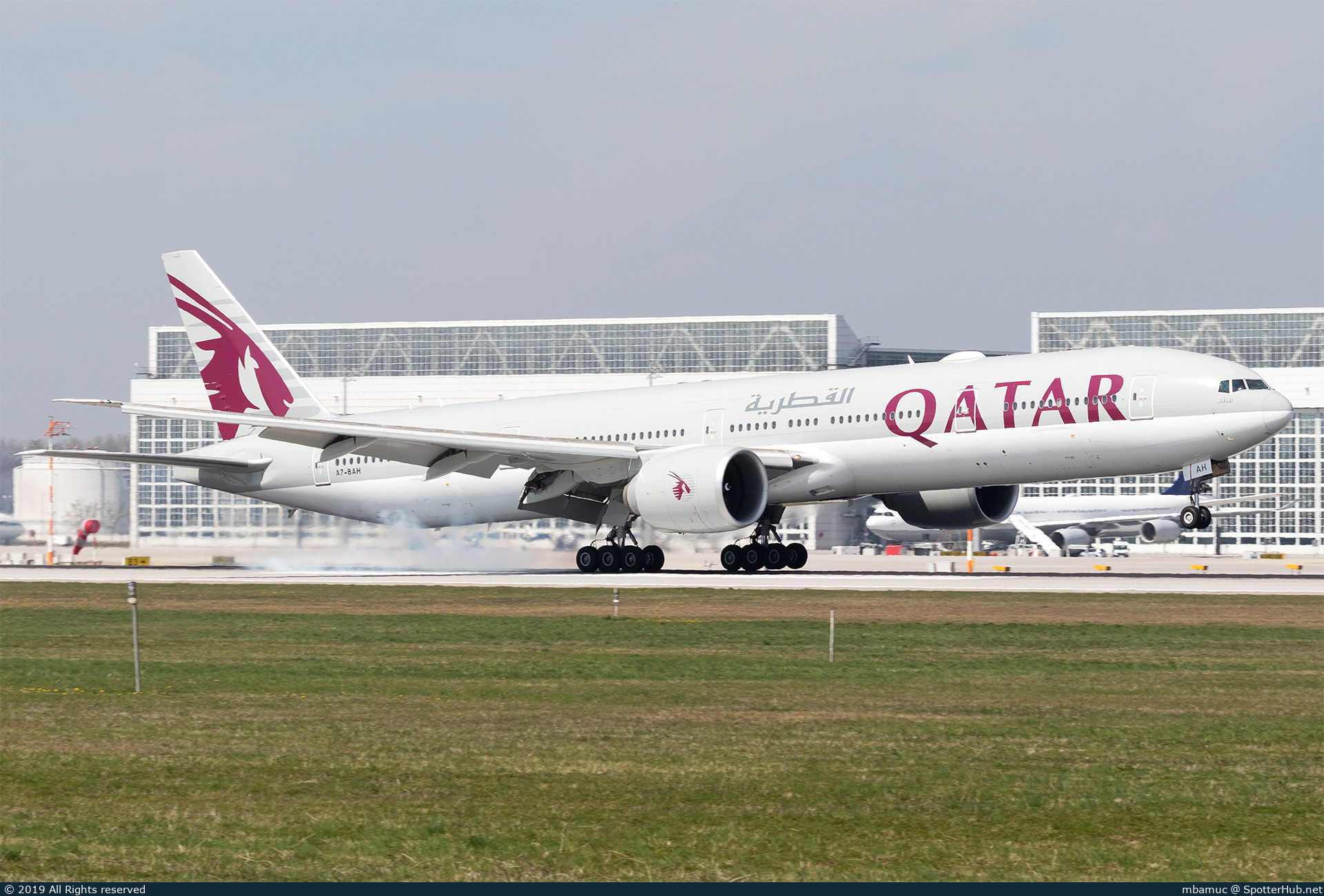 Photo of A7-BAH - Boeing 777-3DZ(ER) operated by Qatar Airways