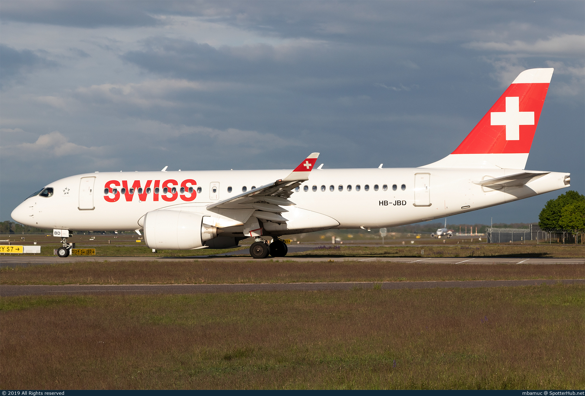 Photo of HB-JBD - Airbus A220-100 operated by Swiss International Air Lines