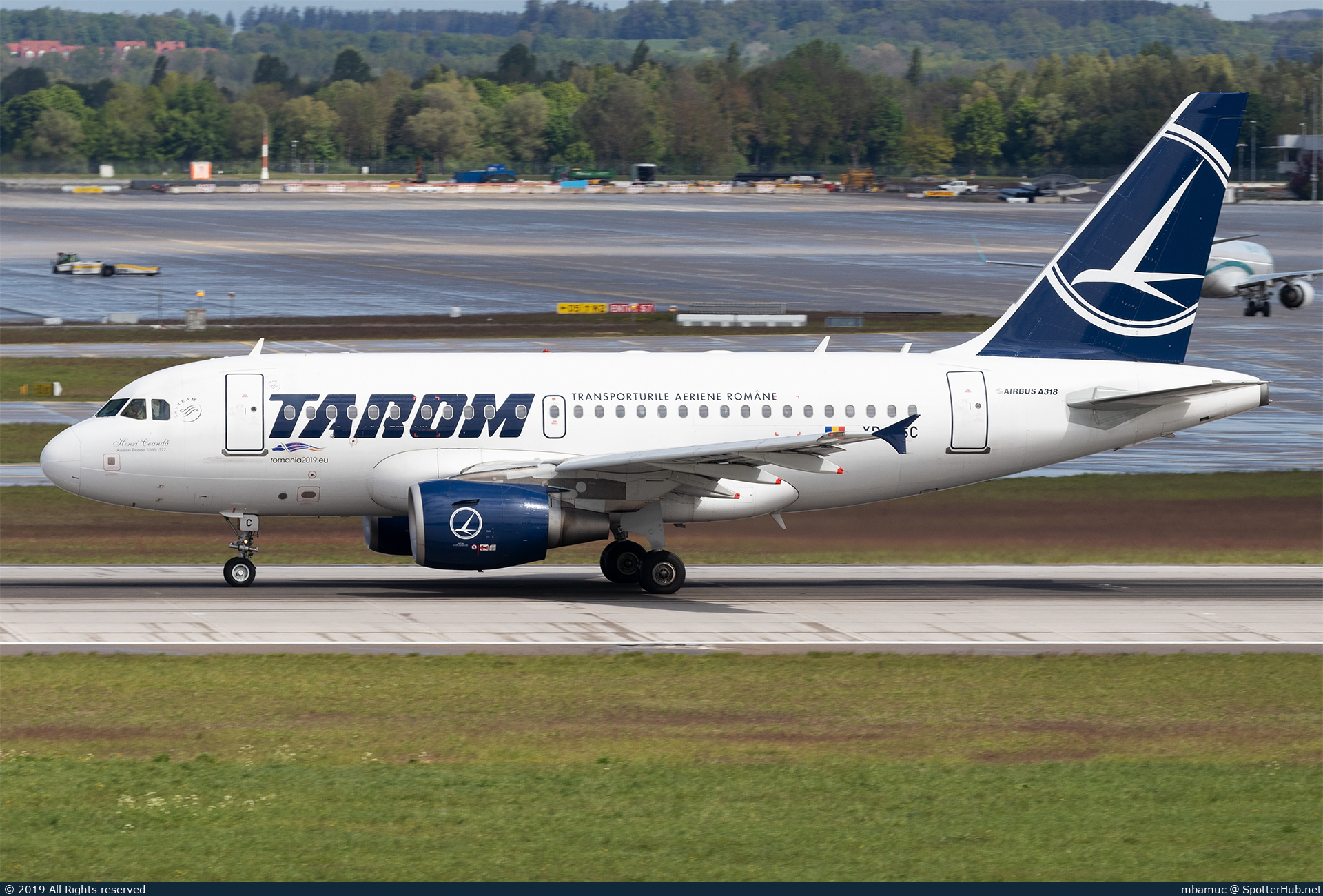 Photo of YR-ASC - Airbus A318-111 operated by Tarom - Romanian Air Transport