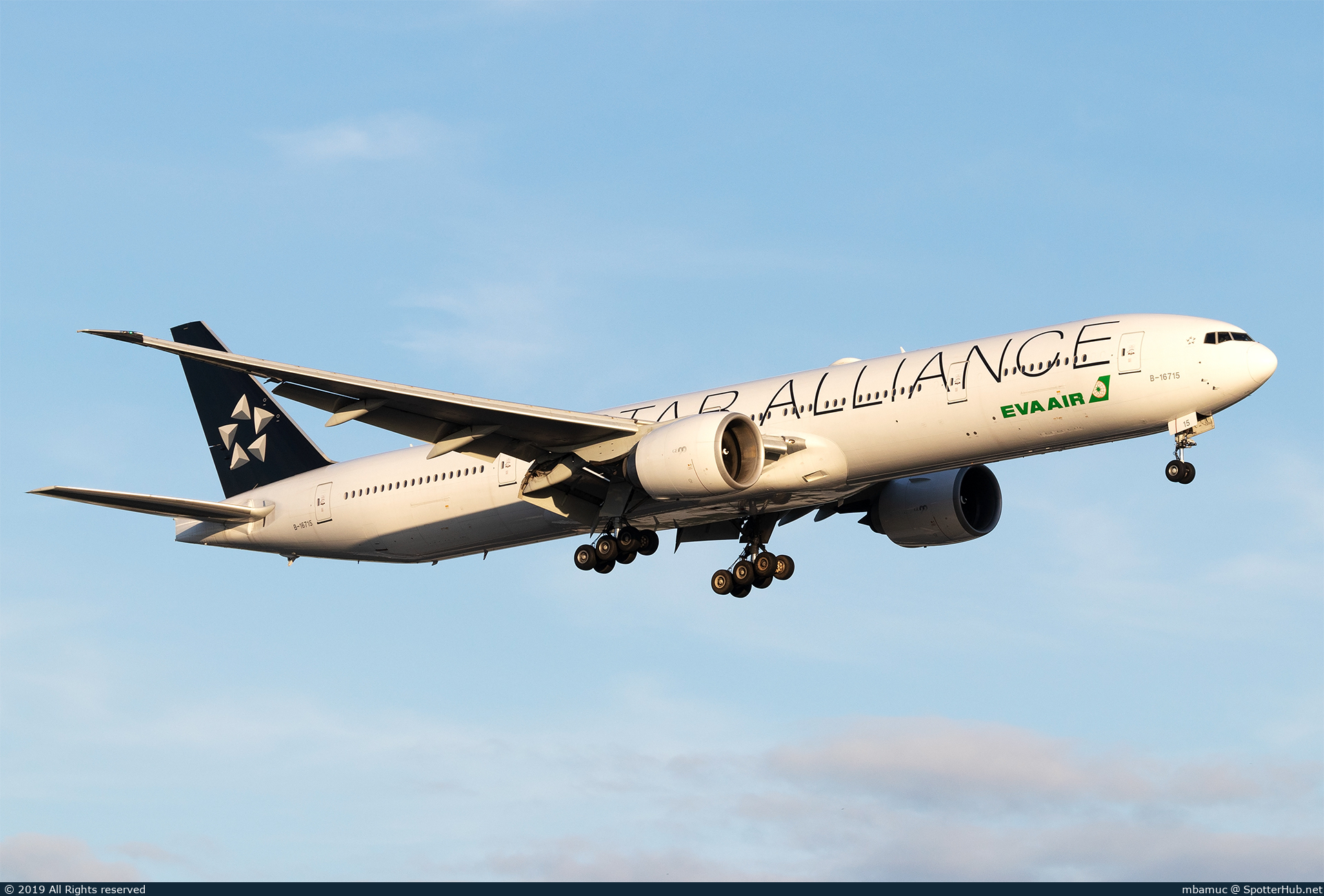 Photo of B-16715 - Boeing 777-35E(ER) operated by EVA Air
