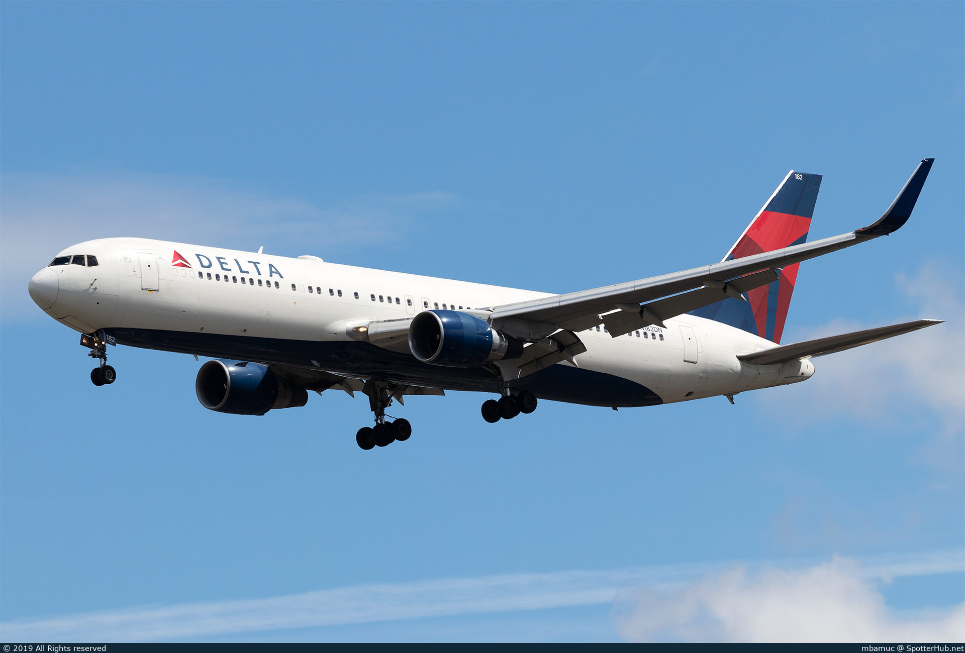 Photo of N182DN - Boeing 767-332(ER) operated by Delta Air Lines