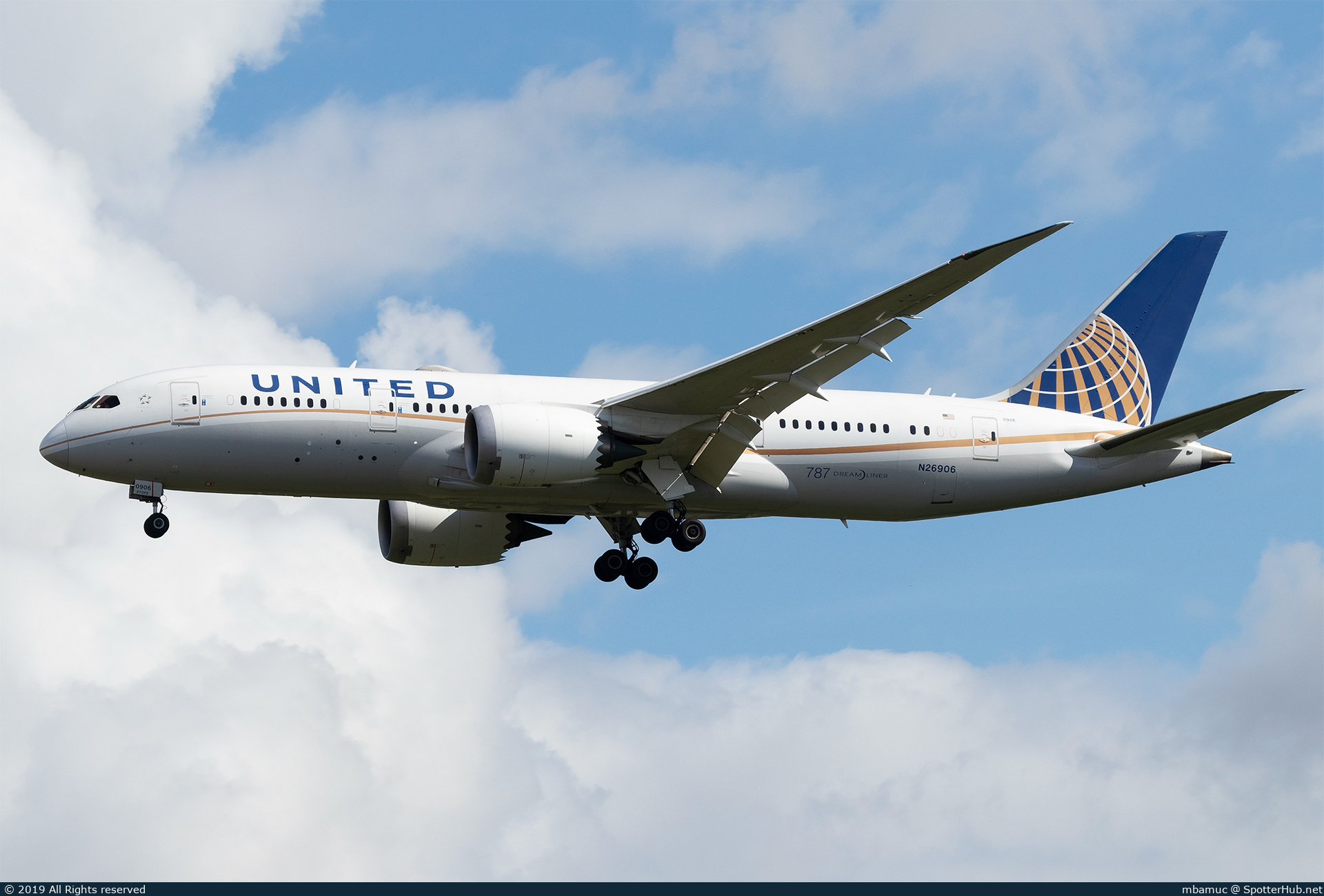 Photo of N26906 - Boeing 787-8 Dreamliner operated by United Airlines