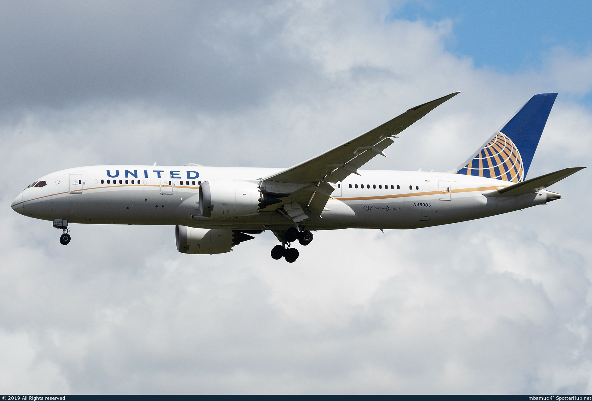 Photo of N45905 - Boeing 787-8 Dreamliner operated by United Airlines
