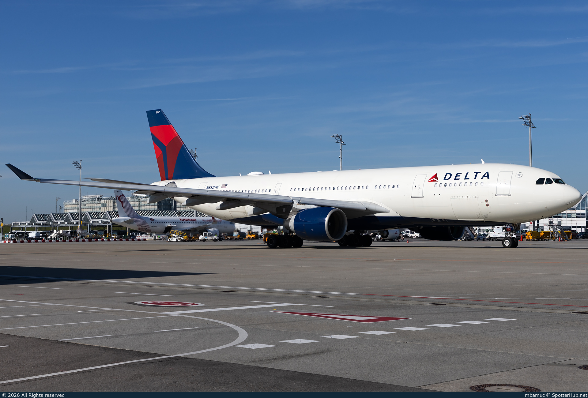 Photo of N852NW - Airbus A330-223 operated by Delta Air Lines