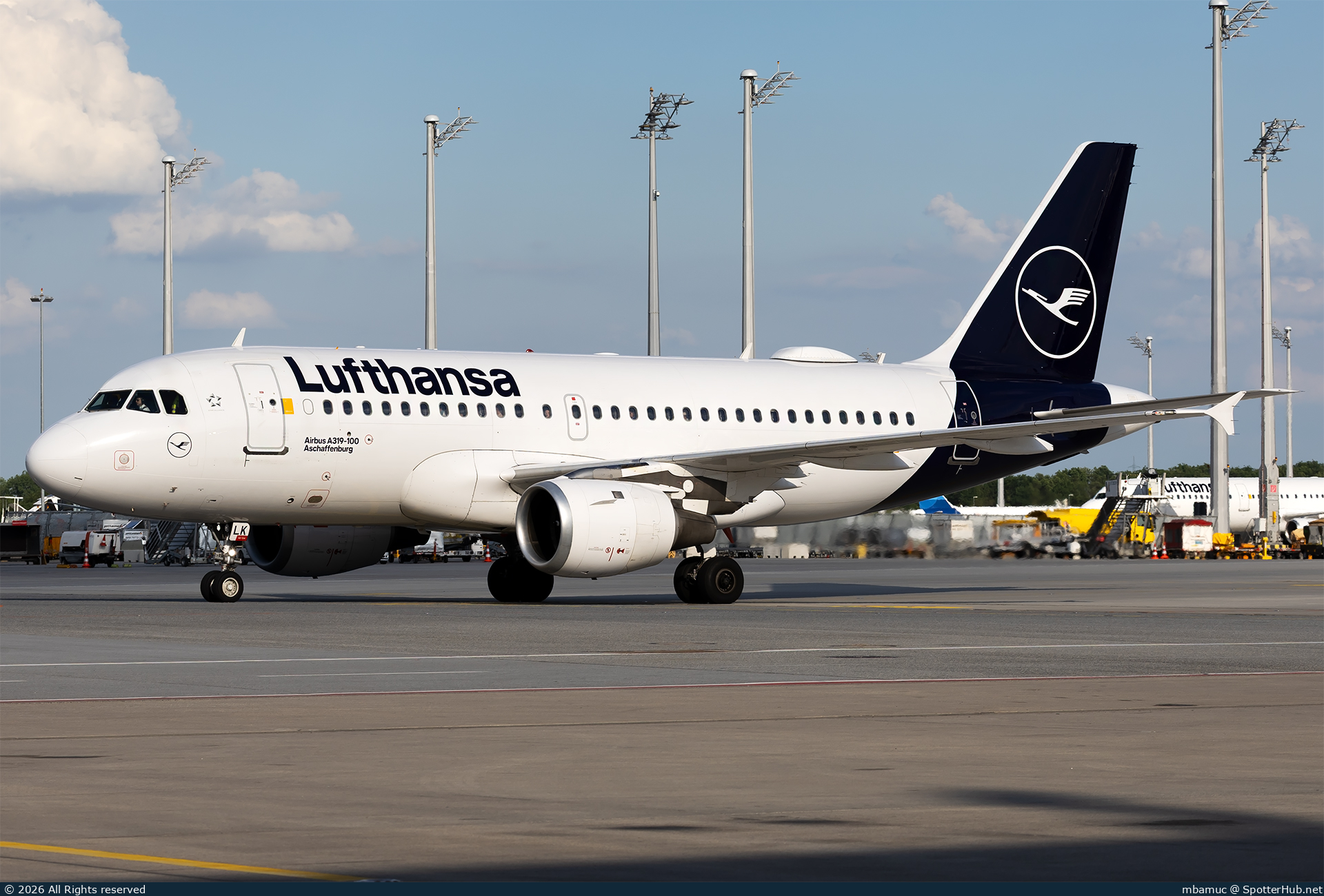 Photo of D-AILK - Airbus A319-114 operated by Lufthansa