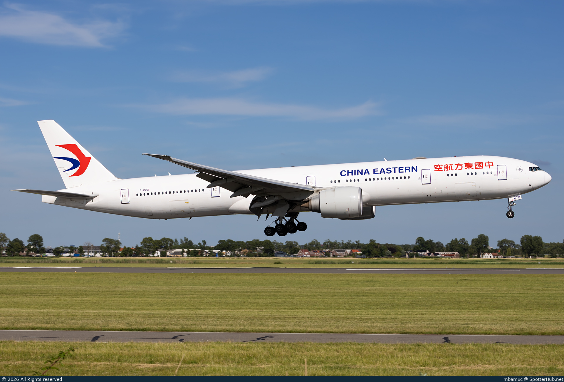 Photo of B-2021 - Boeing 777-39P(ER) operated by China Eastern Airlines
