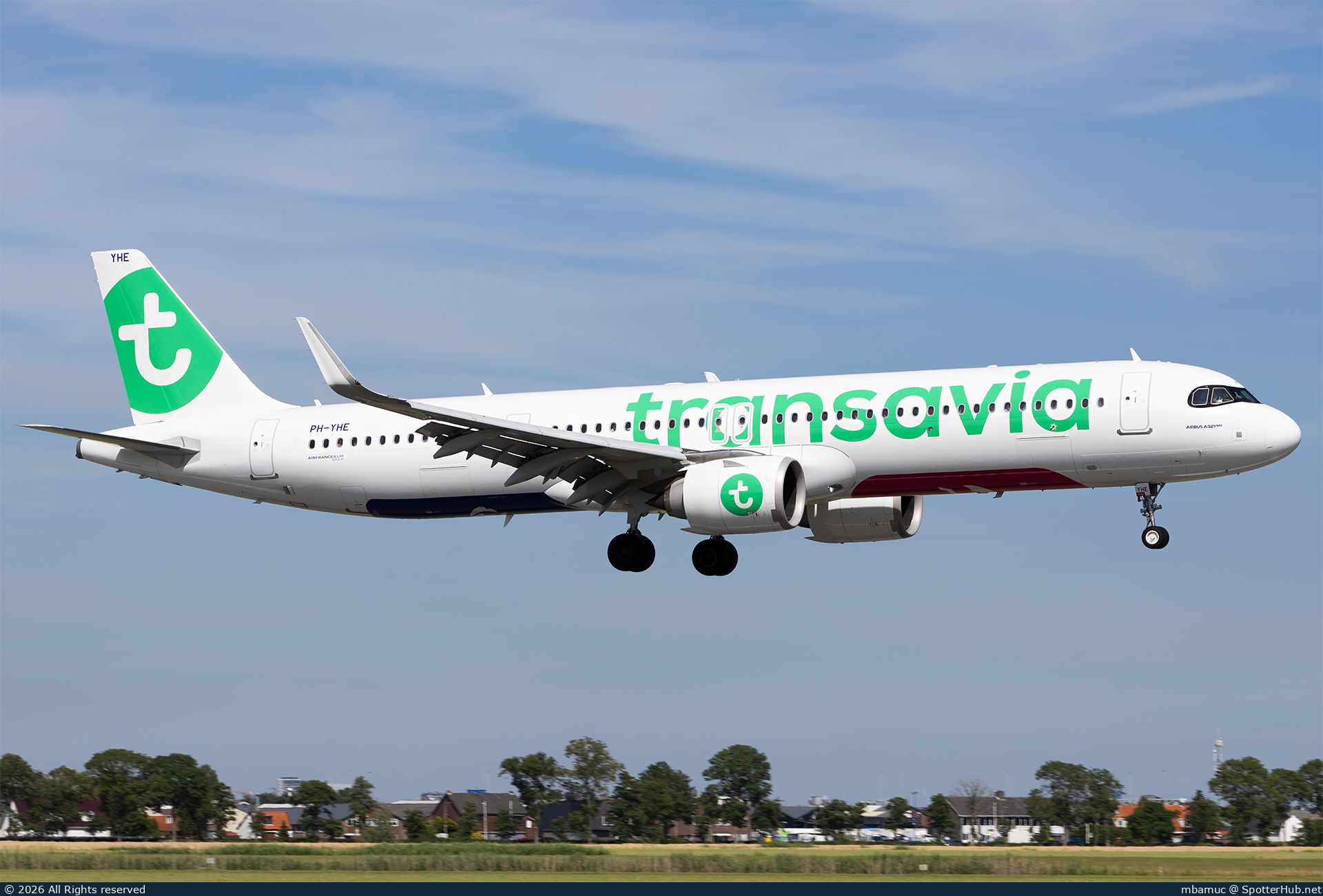 Photo of PH-YHE - Airbus A321-252NX operated by Transavia