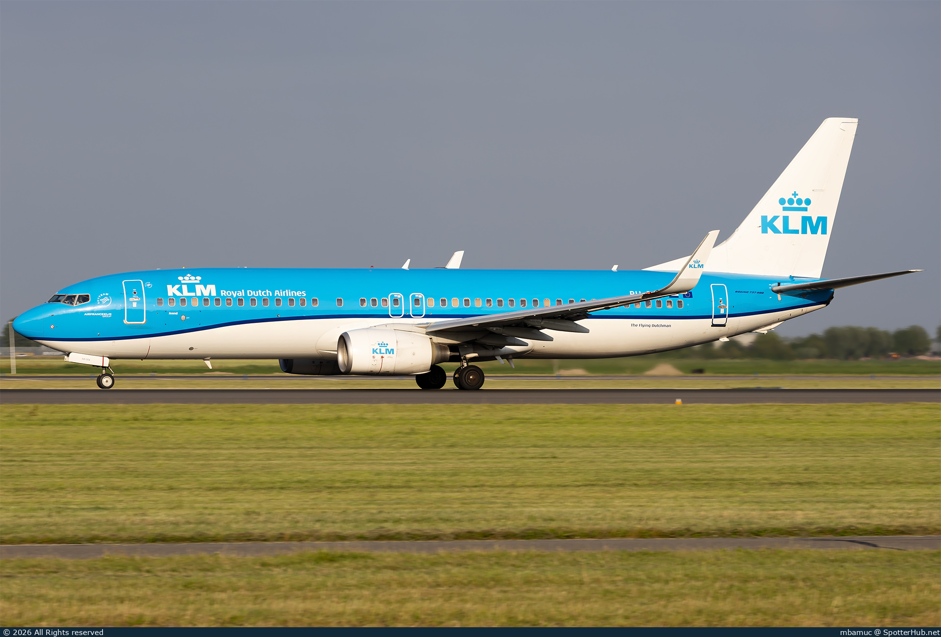 Photo of PH-BXD - Boeing 737-8K2 operated by KLM Royal Dutch Airlines