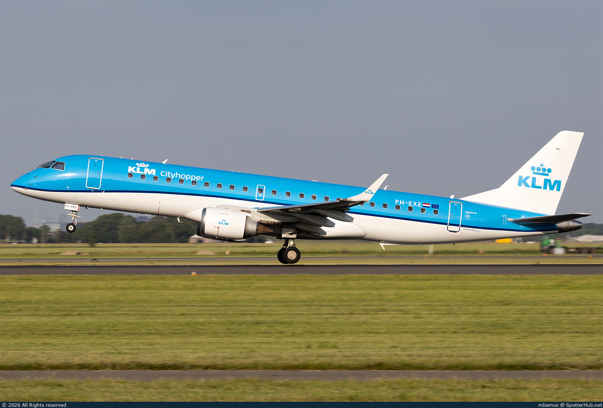 Photo of PH-EXE - Embraer ERJ-190STD operated by KLM Cityhopper