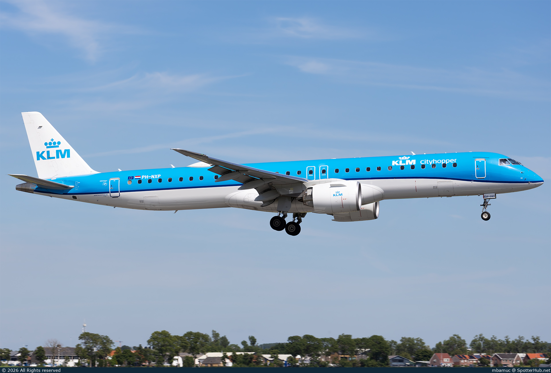 Photo of PH-NXP - Embraer ERJ-195-E2 operated by KLM Cityhopper