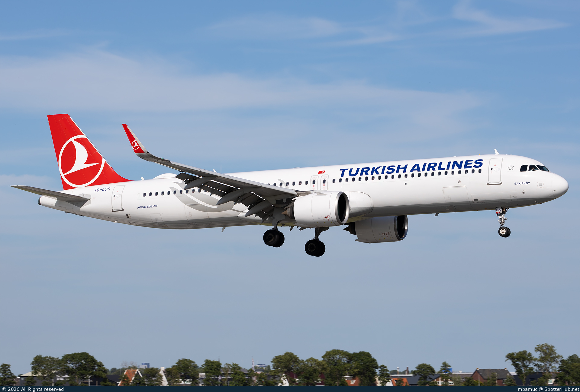 Photo of TC-LSC - Airbus A321-271NX operated by Turkish Airlines