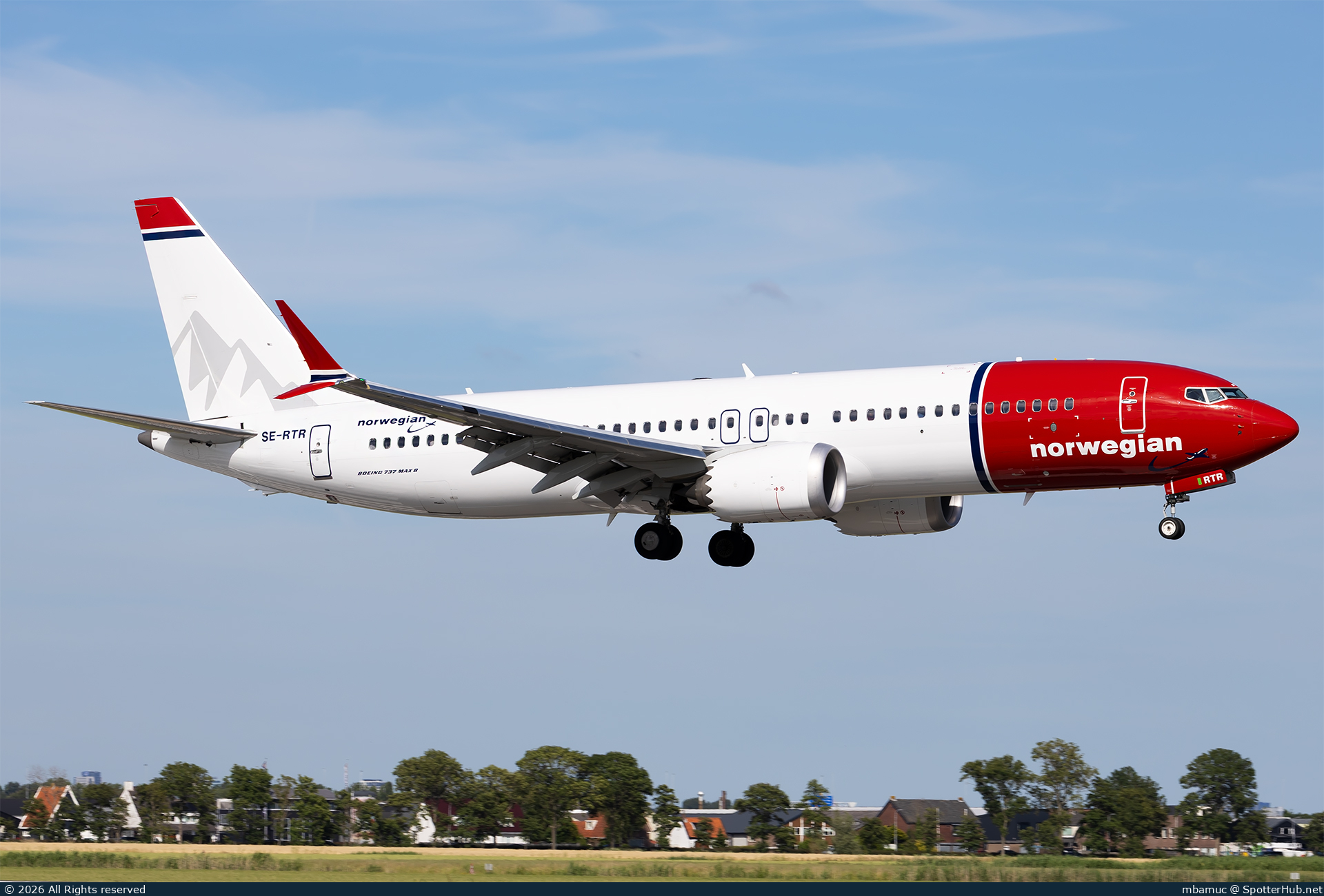 Photo of SE-RTR - Boeing 737 MAX 8 operated by Norwegian Air Sweden