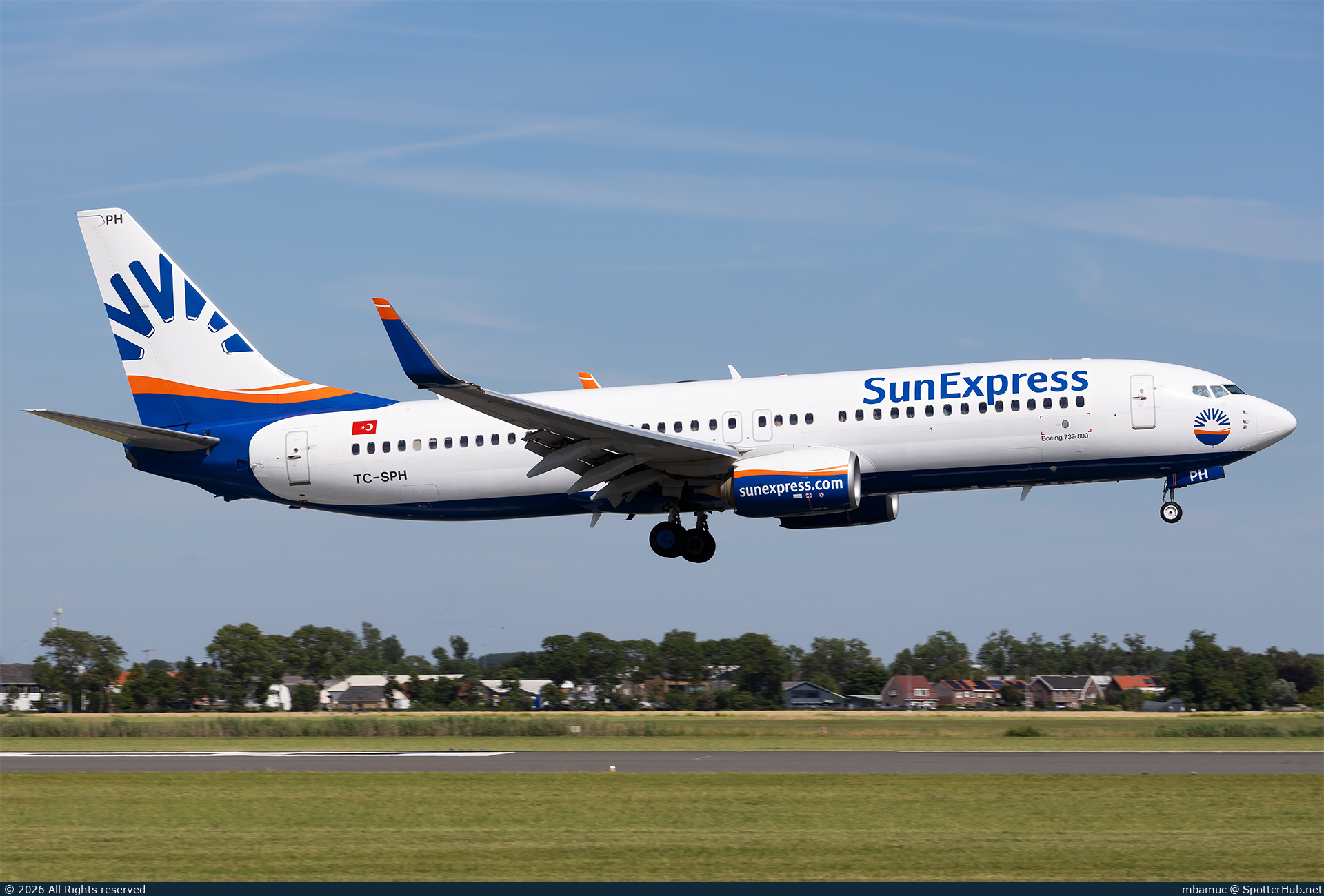 Photo of TC-SPH - Boeing 737-82R operated by SunExpress