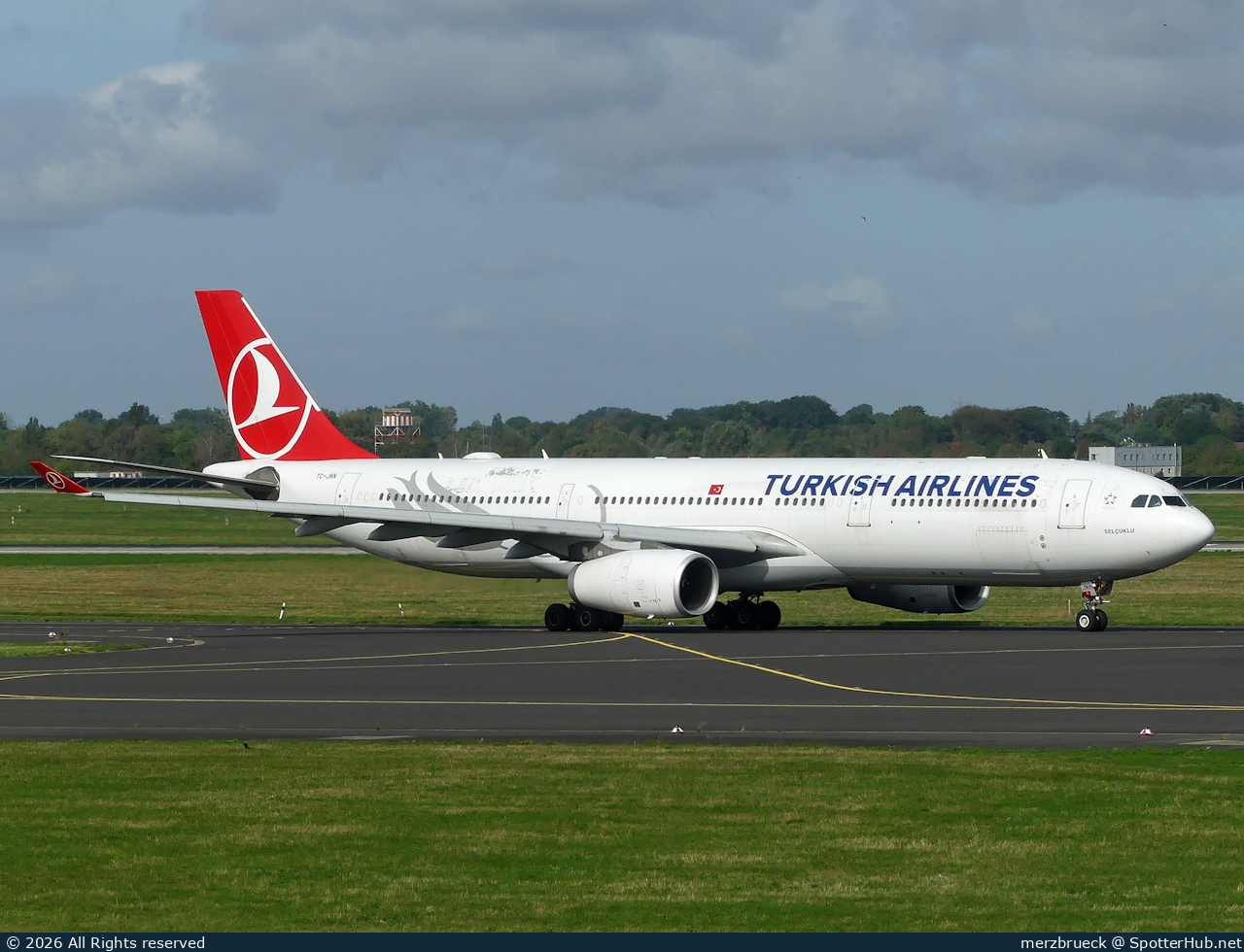 Photo of TC-JNN - Airbus A330-343 operated by Turkish Airlines
