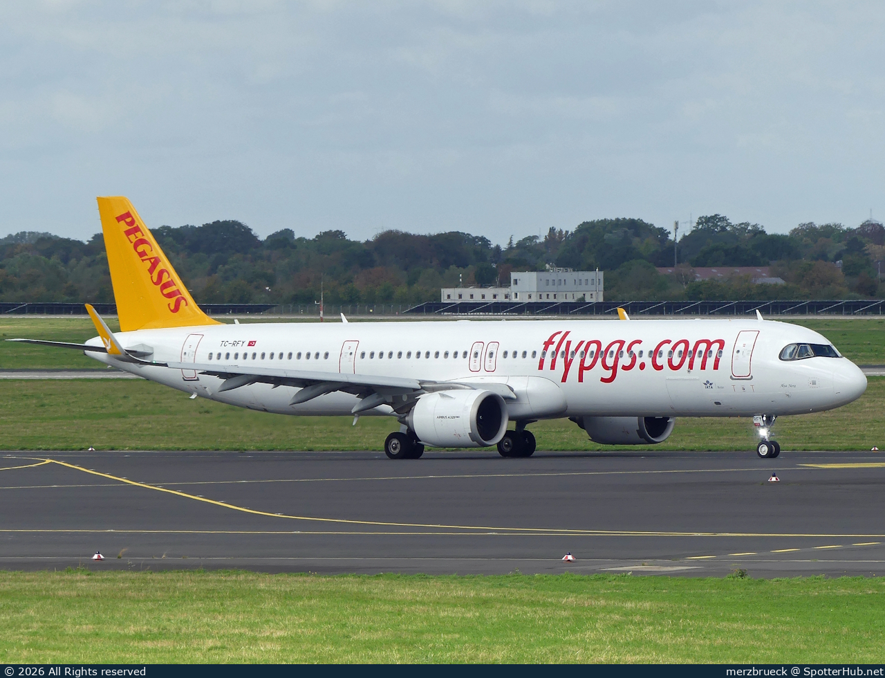 Photo of TC-RFY - Airbus A321-251NX operated by Pegasus Airlines
