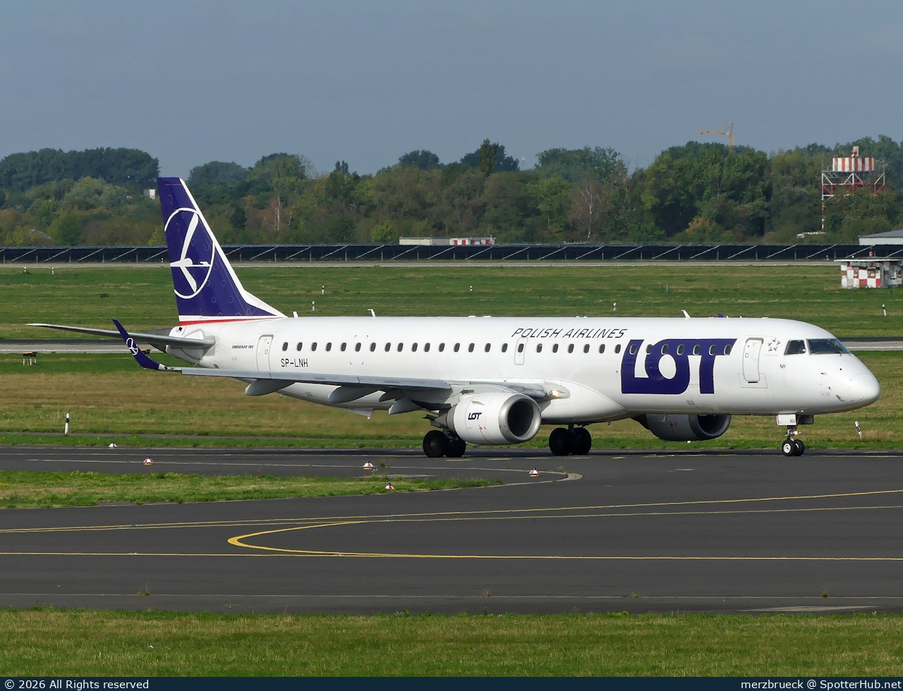 Photo of SP-LNH - Embraer ERJ-195AR operated by LOT Polish Airlines