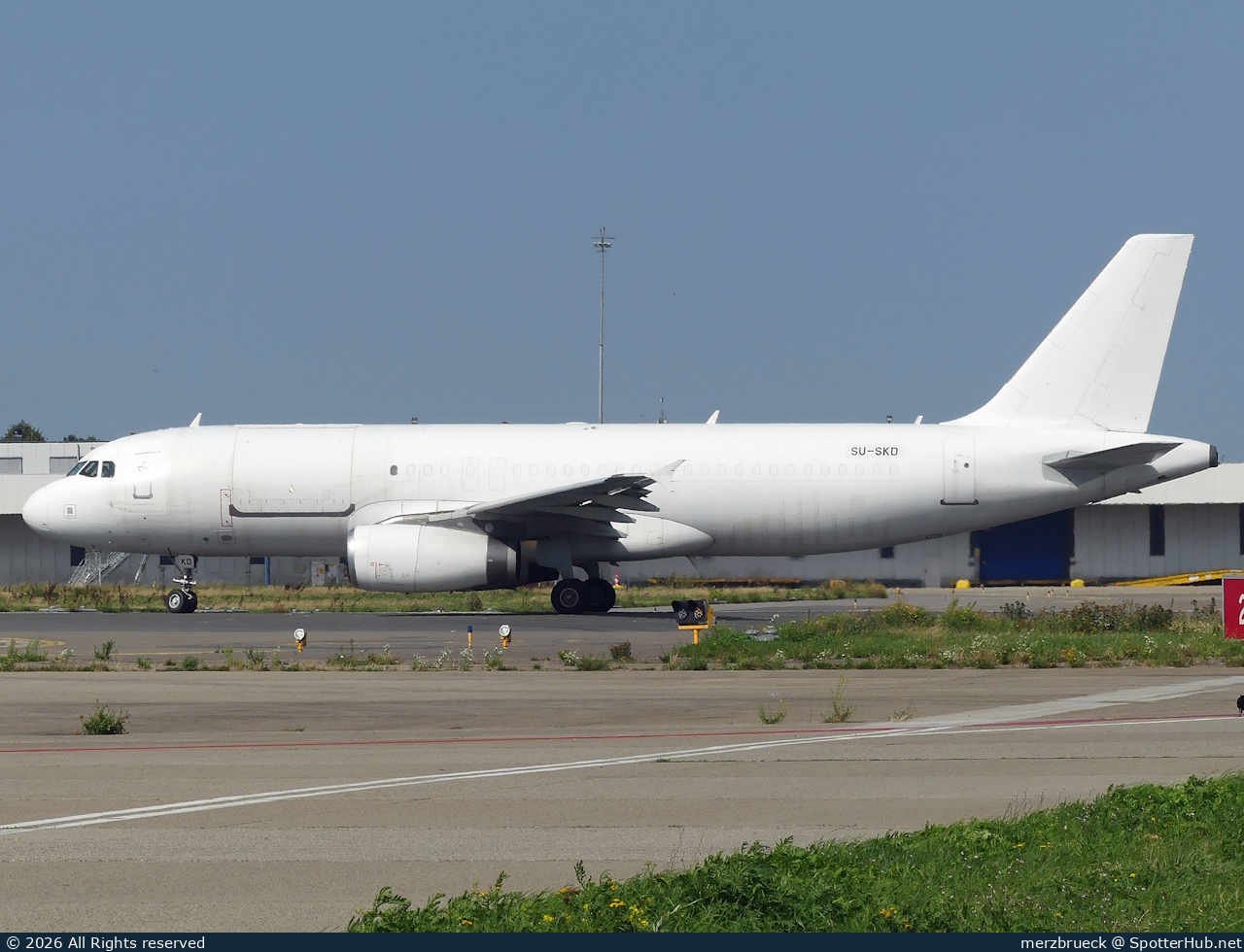 Photo of SU-SKD - Airbus A320-232(P2F) operated by Sky Vision Airlines