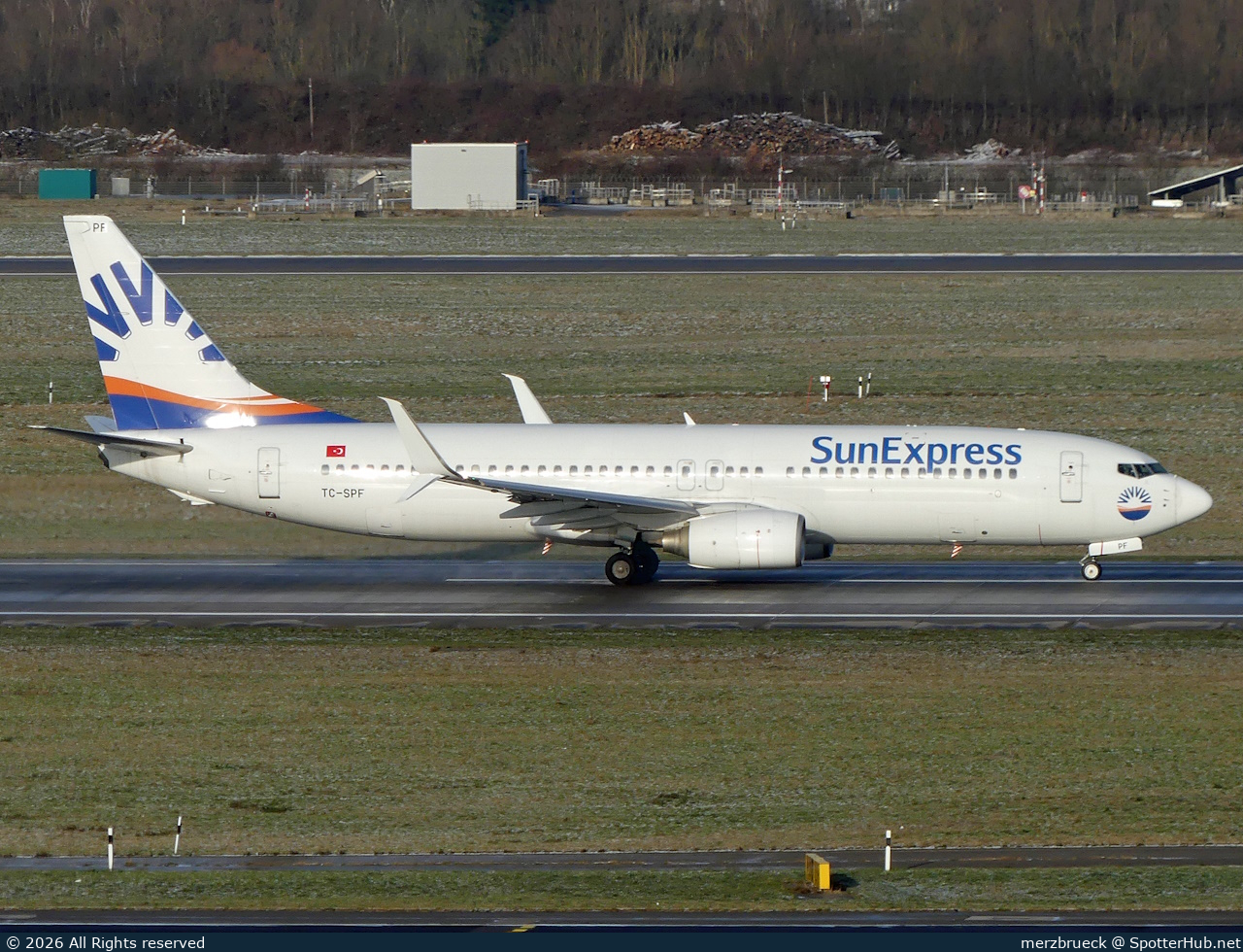 Photo of TC-SPF - Boeing 737-8K5 operated by SunExpress