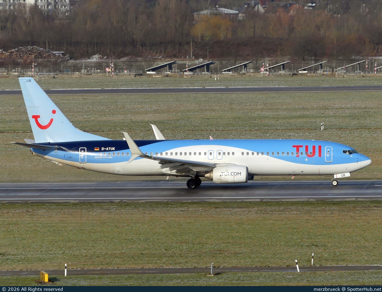 Photo of D-ATUK - Boeing 737-8K5 operated by TUIfly