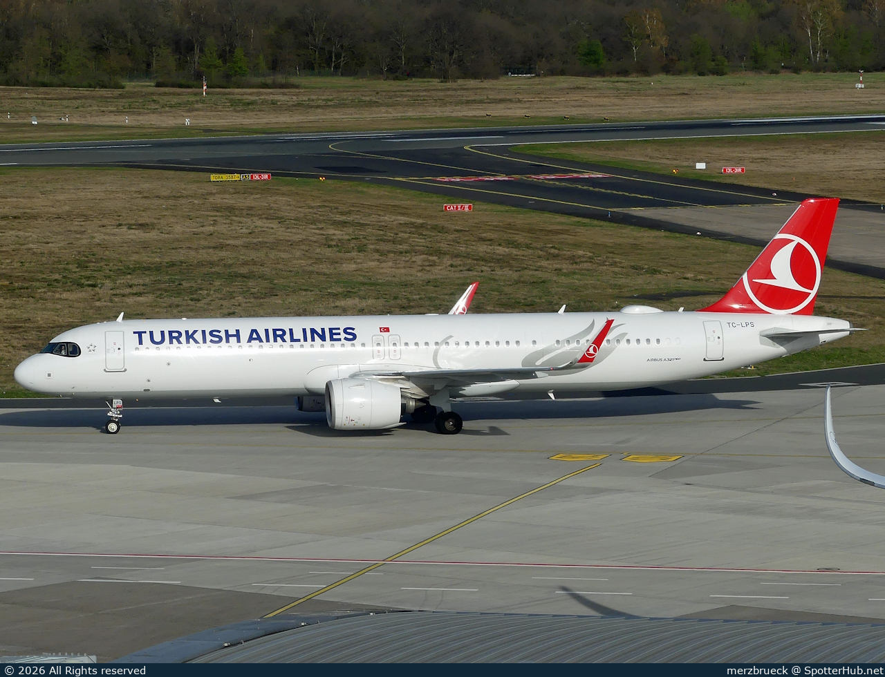 Photo of TC-LPS - Airbus A321-271NX operated by Turkish Airlines