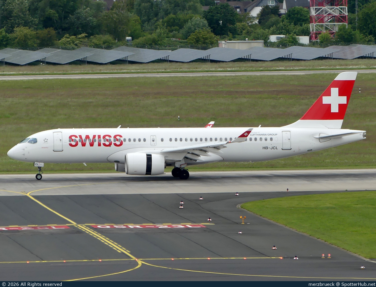 Photo of HB-JCL - Airbus A220-300 operated by Swiss International Air Lines