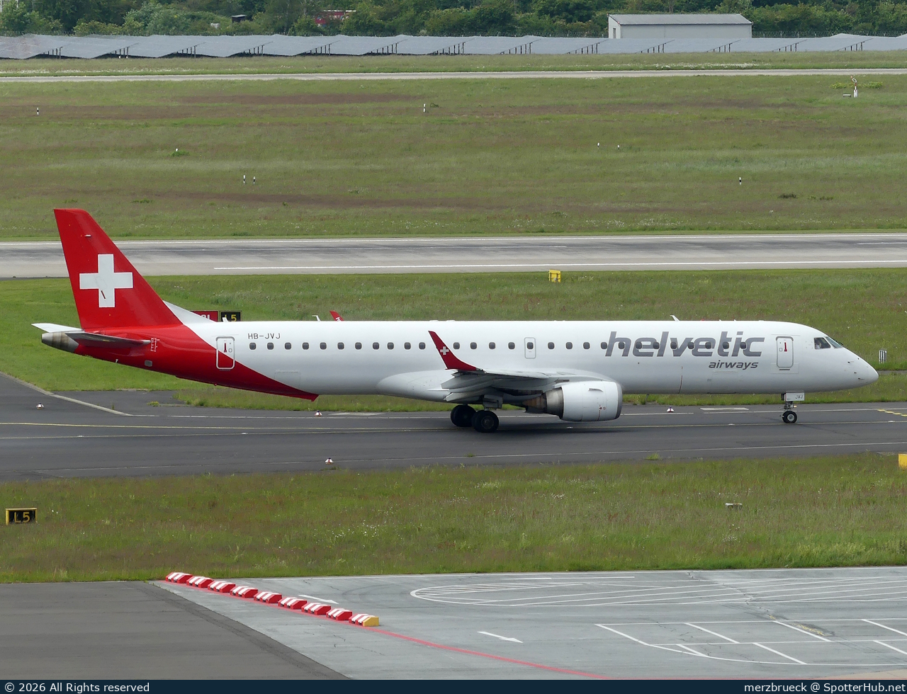 Photo of HB-JVJ - Embraer ERJ-195AR operated by Helvetic Airways