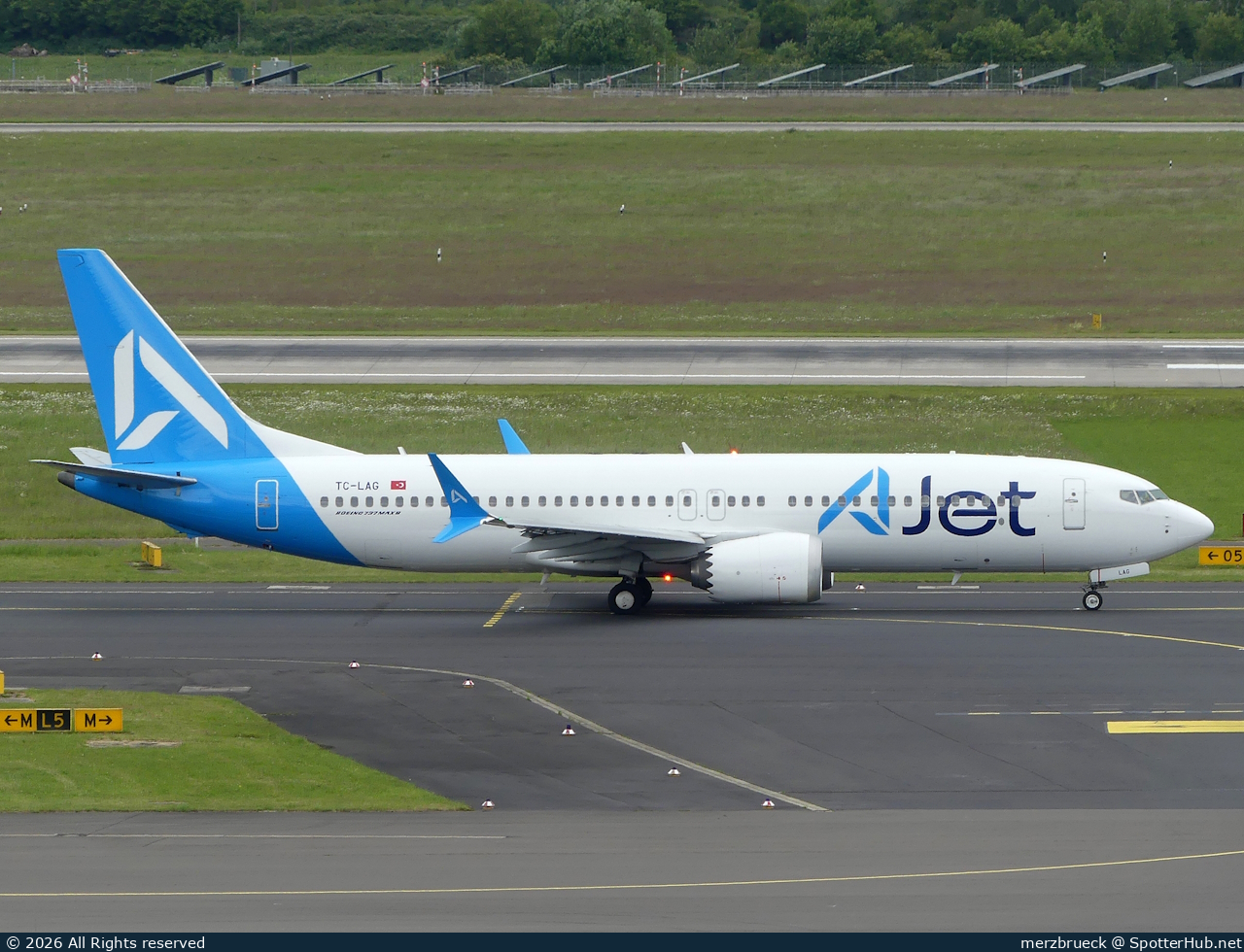 Photo of TC-LAG - Boeing 737 MAX 8 operated by AJet