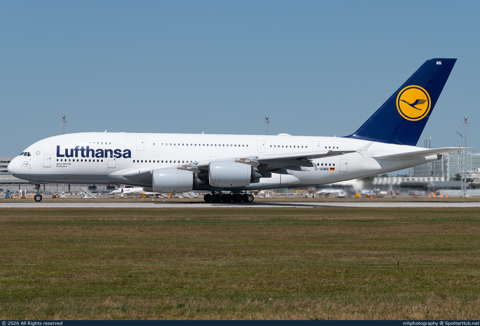 Photo of D-AIMN - Airbus A380-841 operated by Lufthansa