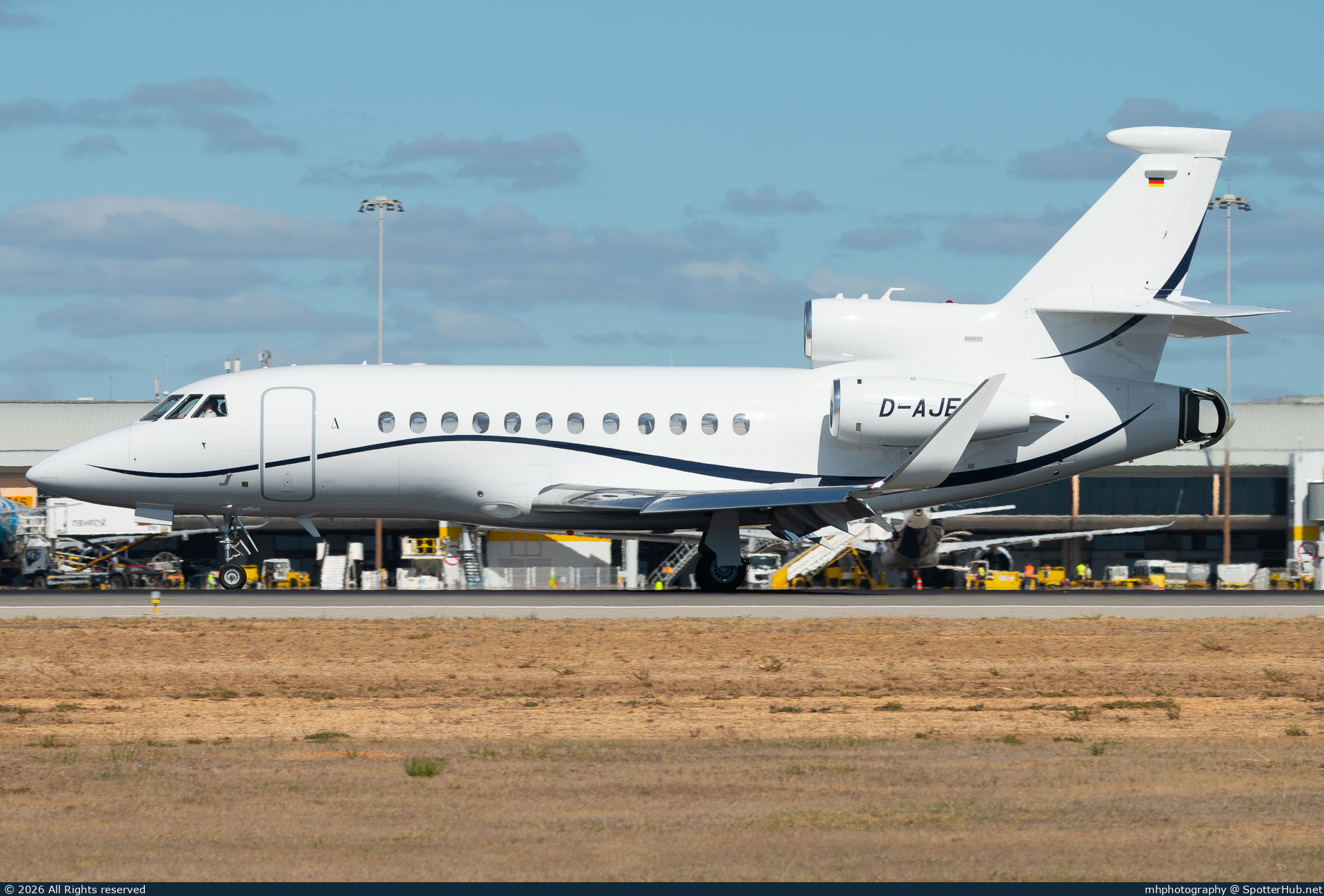 Photo of D-AJES - Dassault Falcon 900LX operated by Luminair Aviation Services