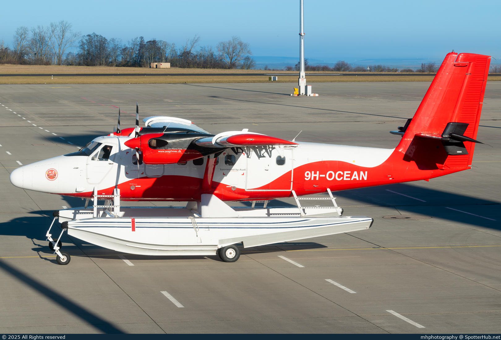 Photo of 9H-OCEAN - De Havilland Canada DHC-6-300 Twin Otter operated by Nordic Wings