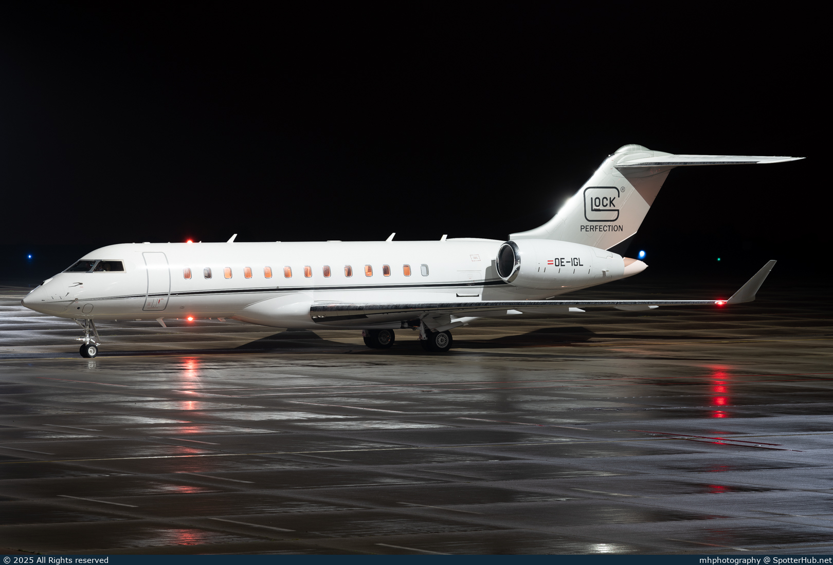 Photo of OE-IGL - Bombardier Global 6000 operated by Glock Aviation